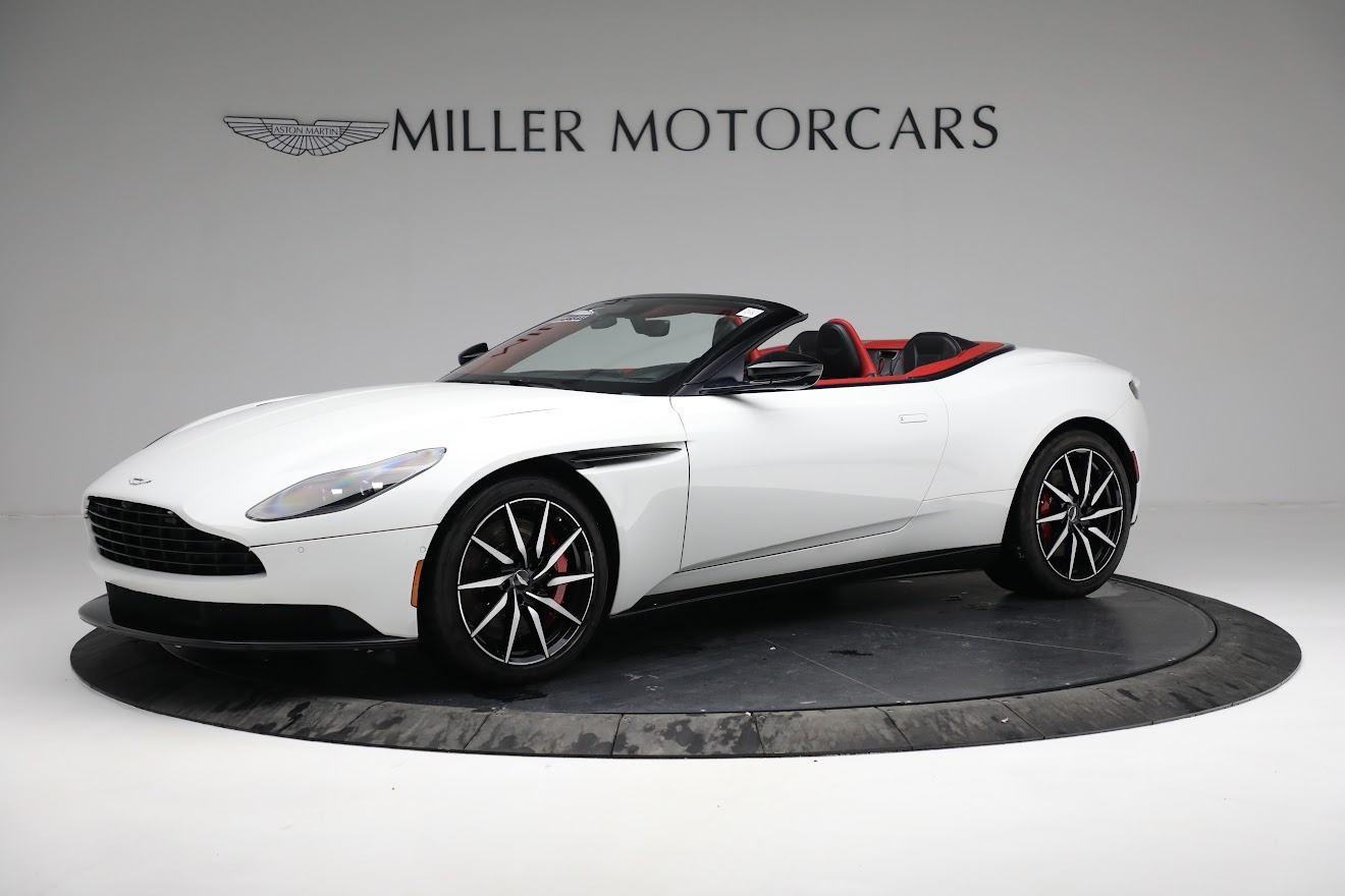 Used-2019-Aston-Martin-DB11-Volante