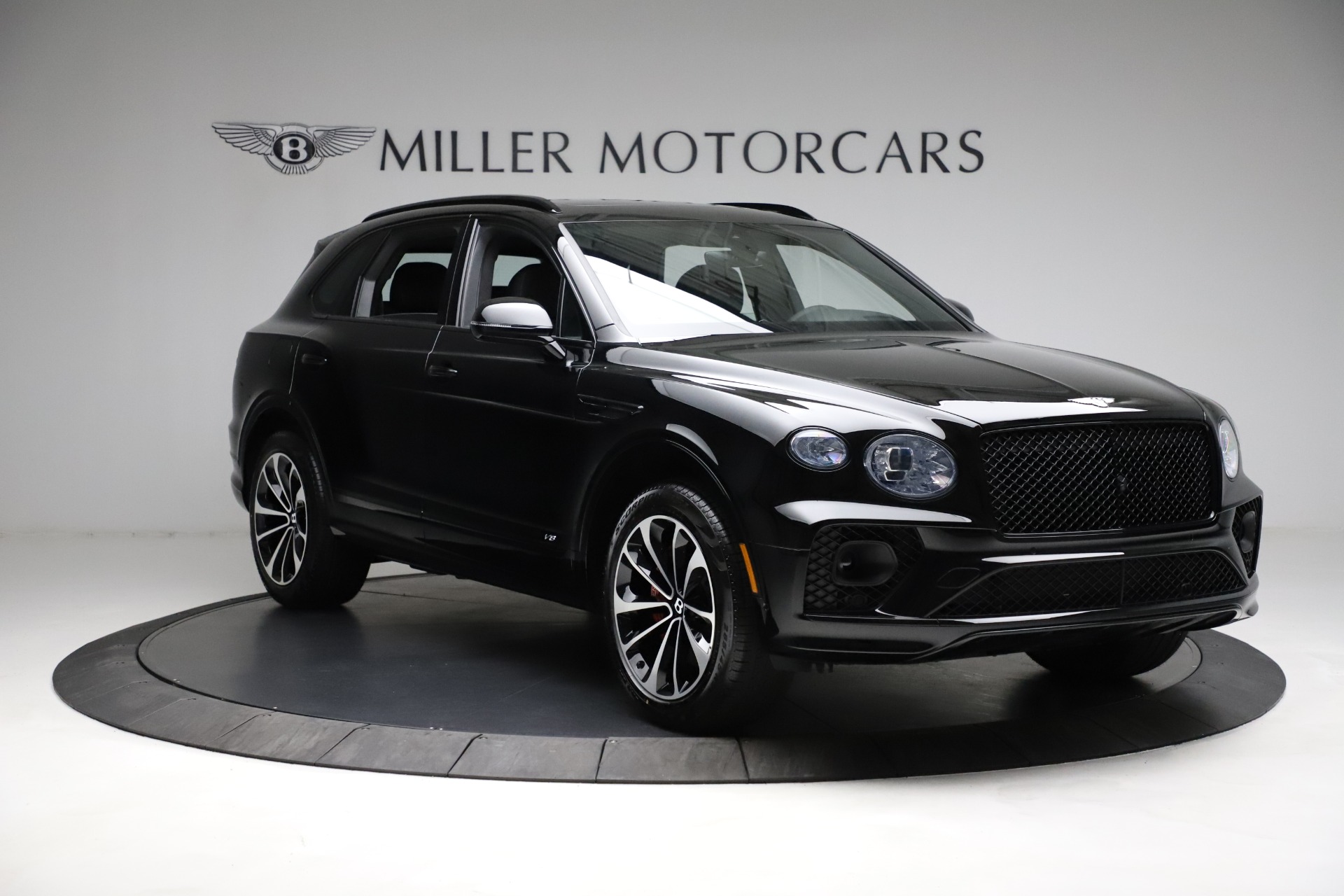 New-2021-Bentley-Bentayga-V8