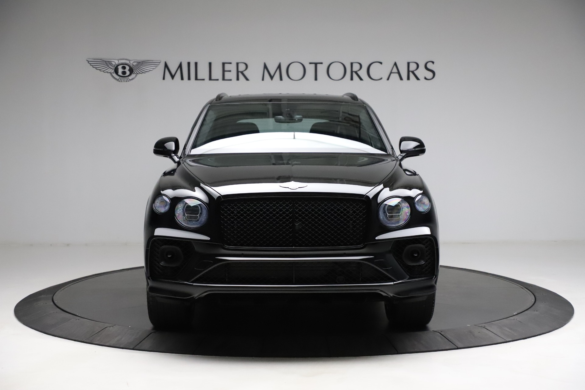 New-2021-Bentley-Bentayga-V8