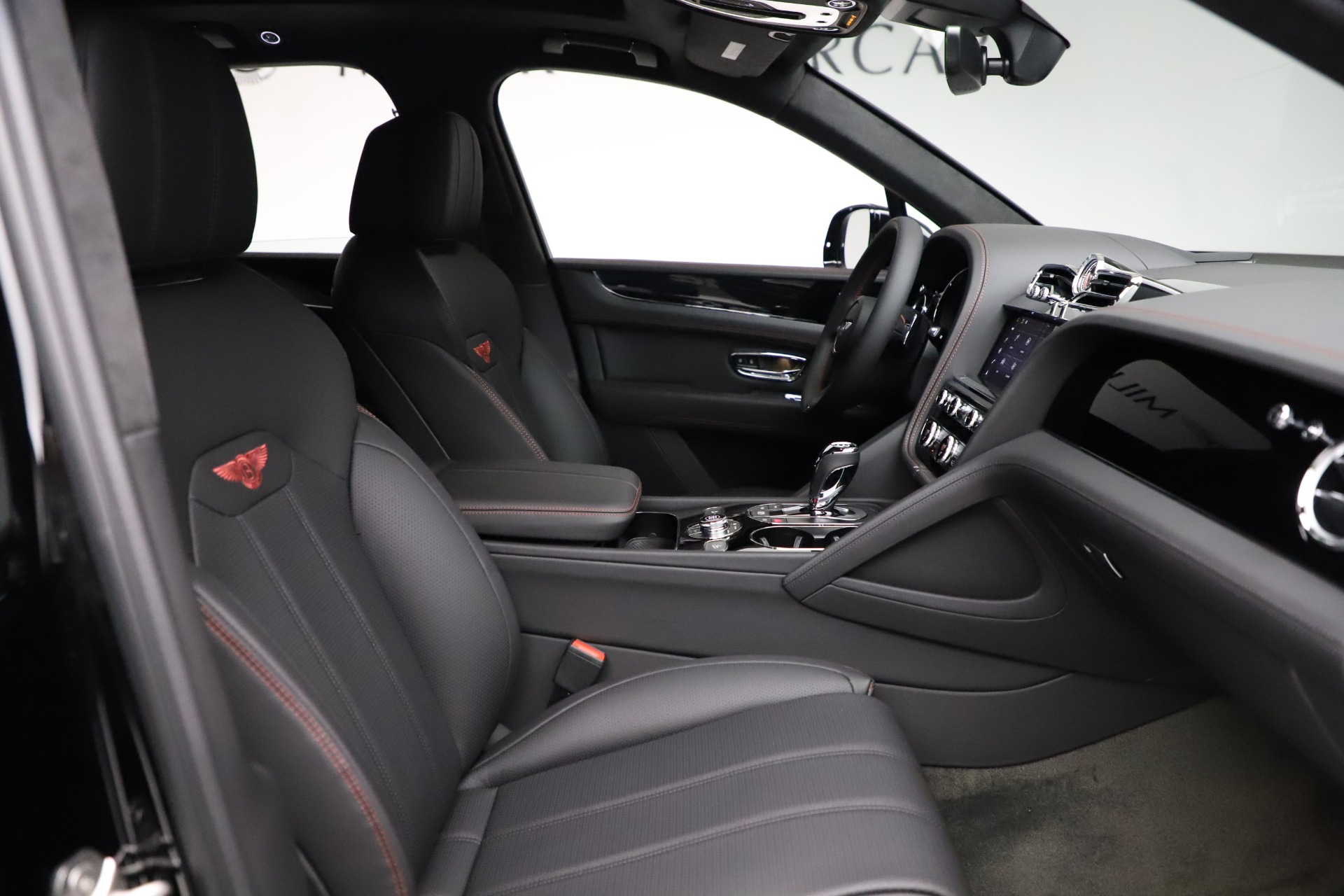 New-2021-Bentley-Bentayga-V8