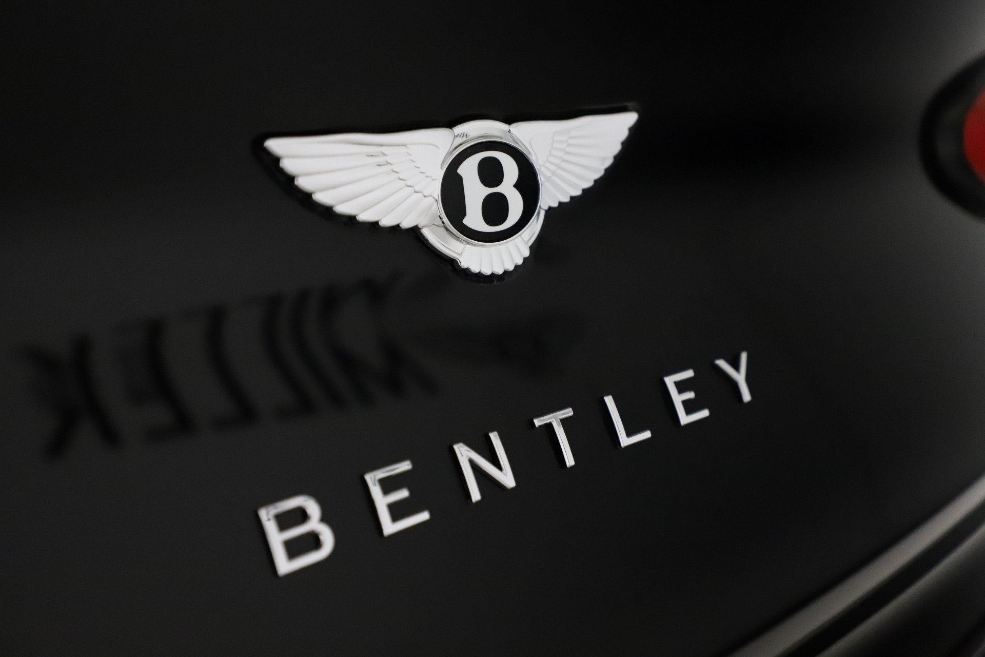 New-2021-Bentley-Bentayga-V8