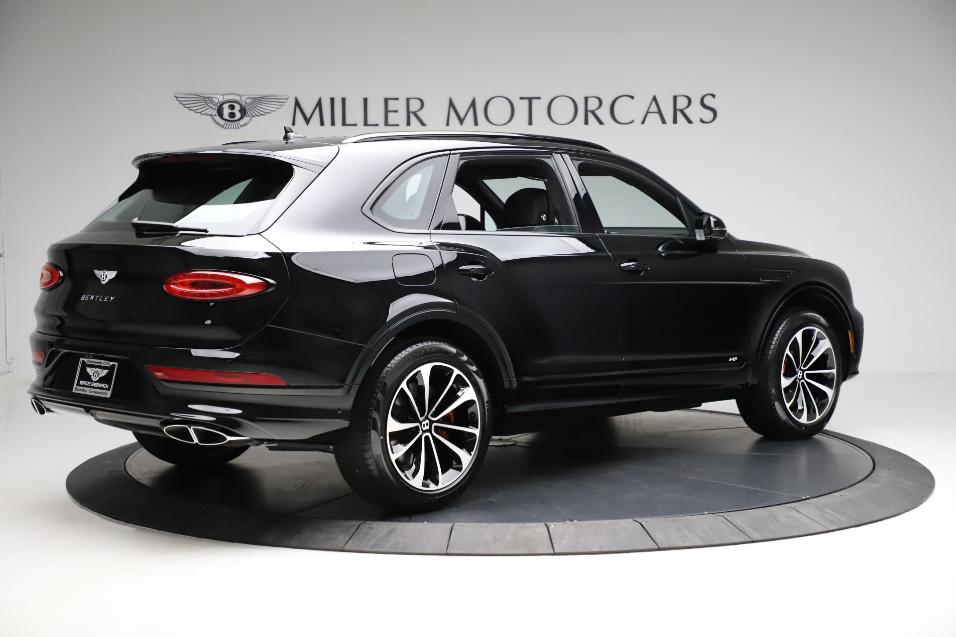 New-2021-Bentley-Bentayga-V8