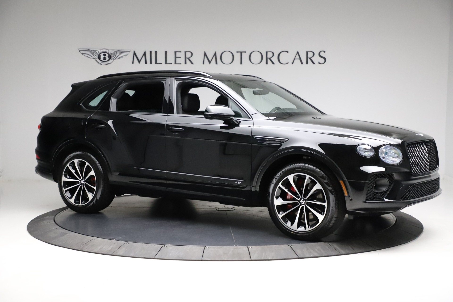 New-2021-Bentley-Bentayga-V8