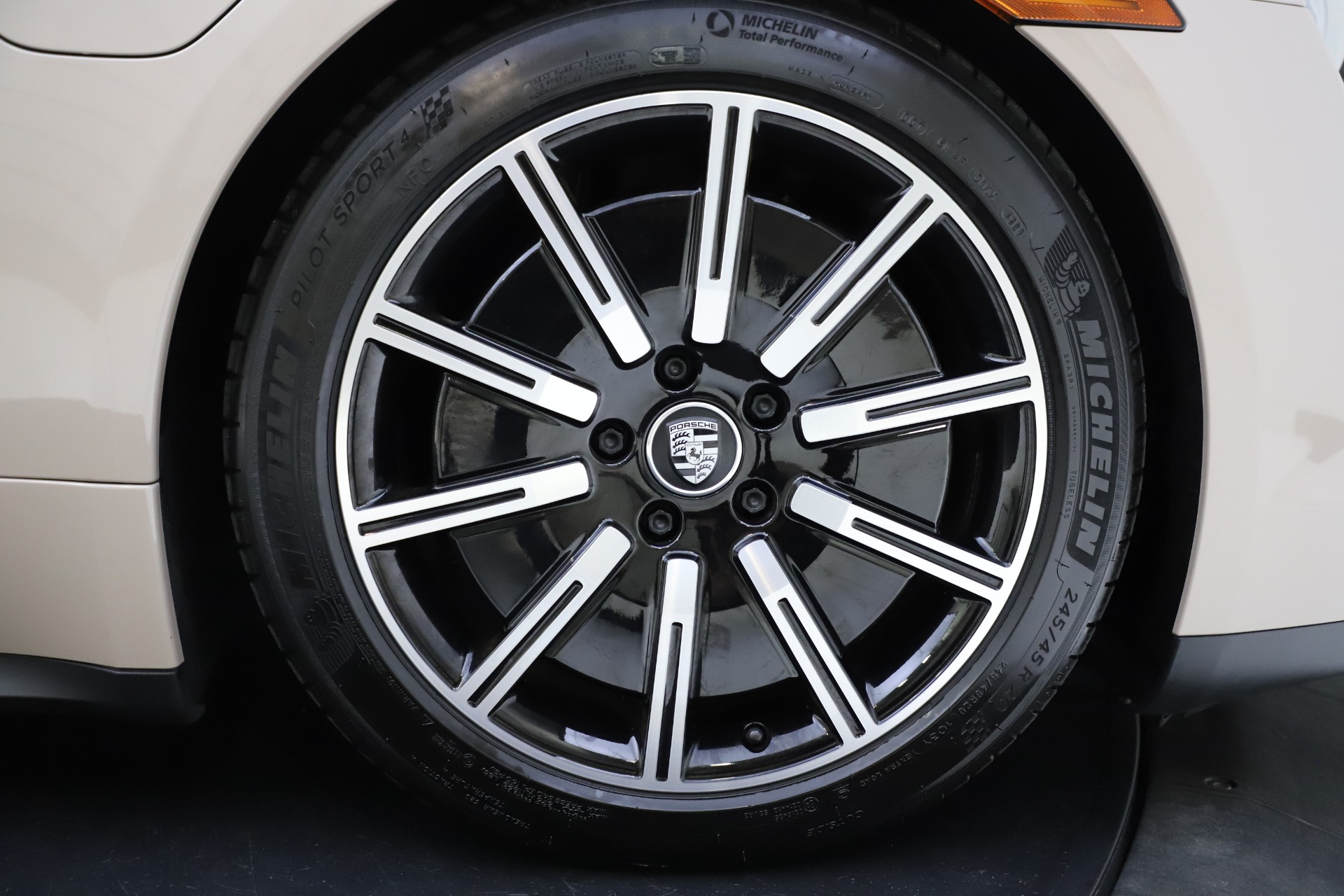 Used-2021-Porsche-Taycan-4S