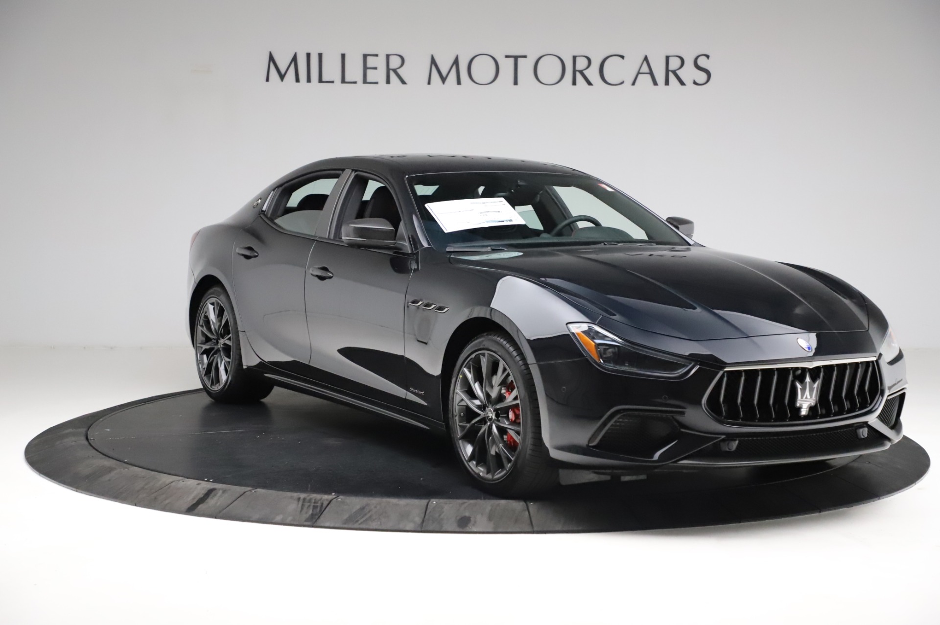 New-2021-Maserati-Ghibli-S-Q4-GranSport