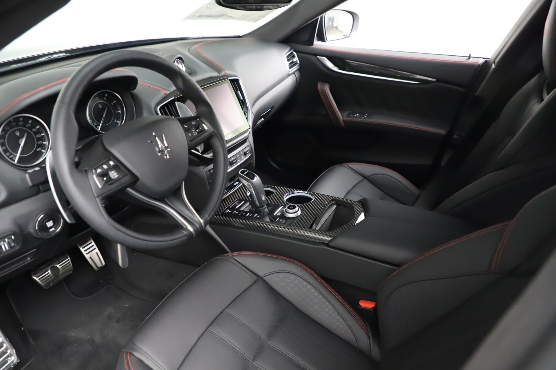 New-2021-Maserati-Ghibli-S-Q4-GranSport