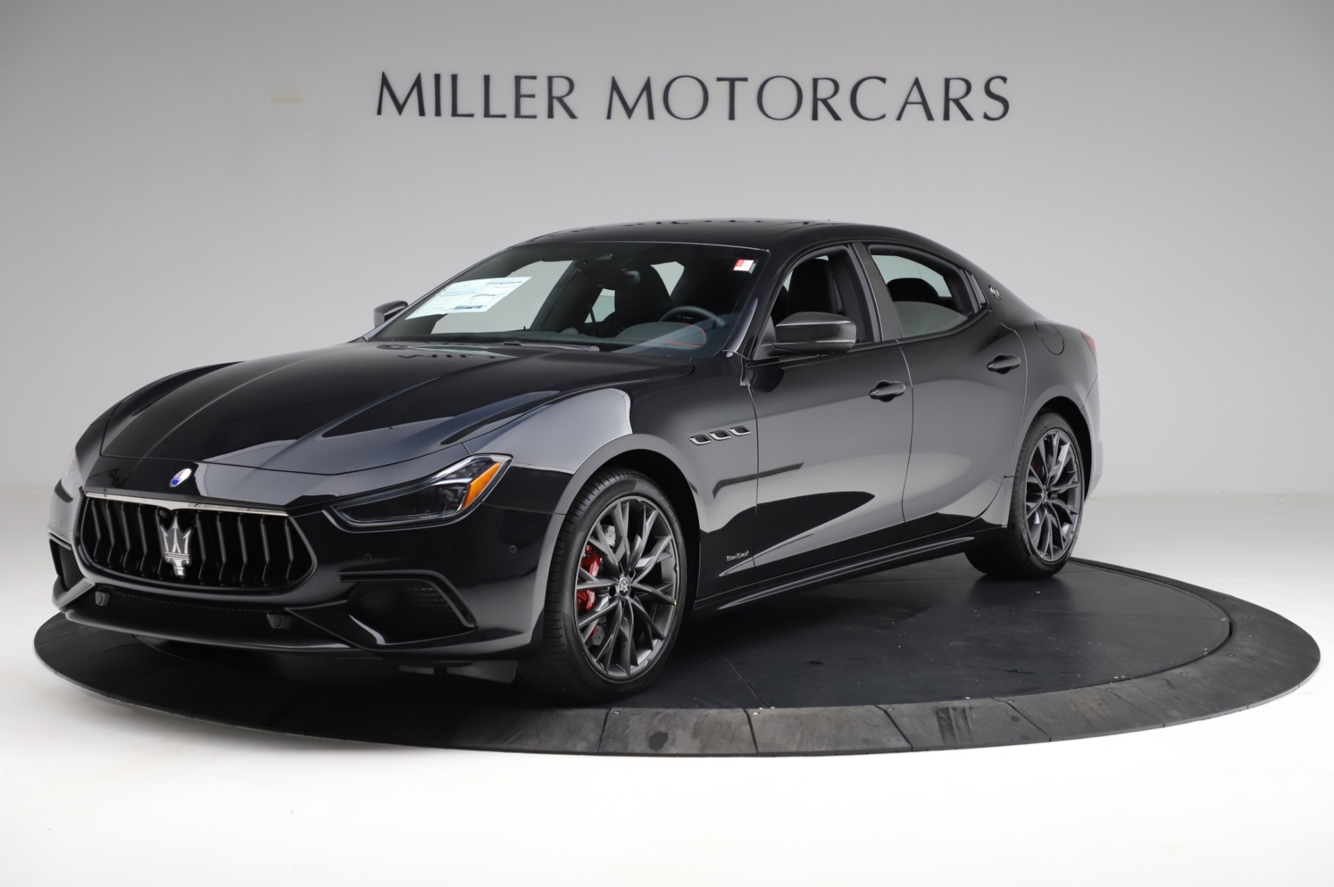 New-2021-Maserati-Ghibli-S-Q4-GranSport