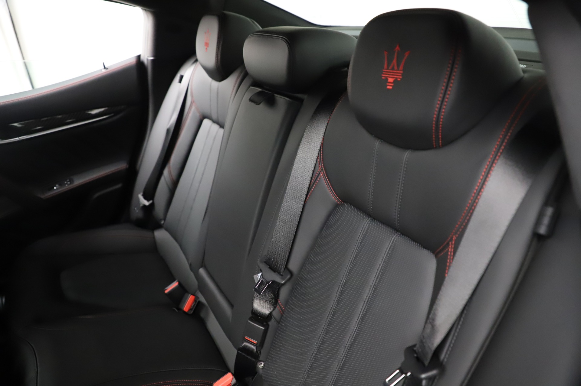 New-2021-Maserati-Ghibli-S-Q4-GranSport