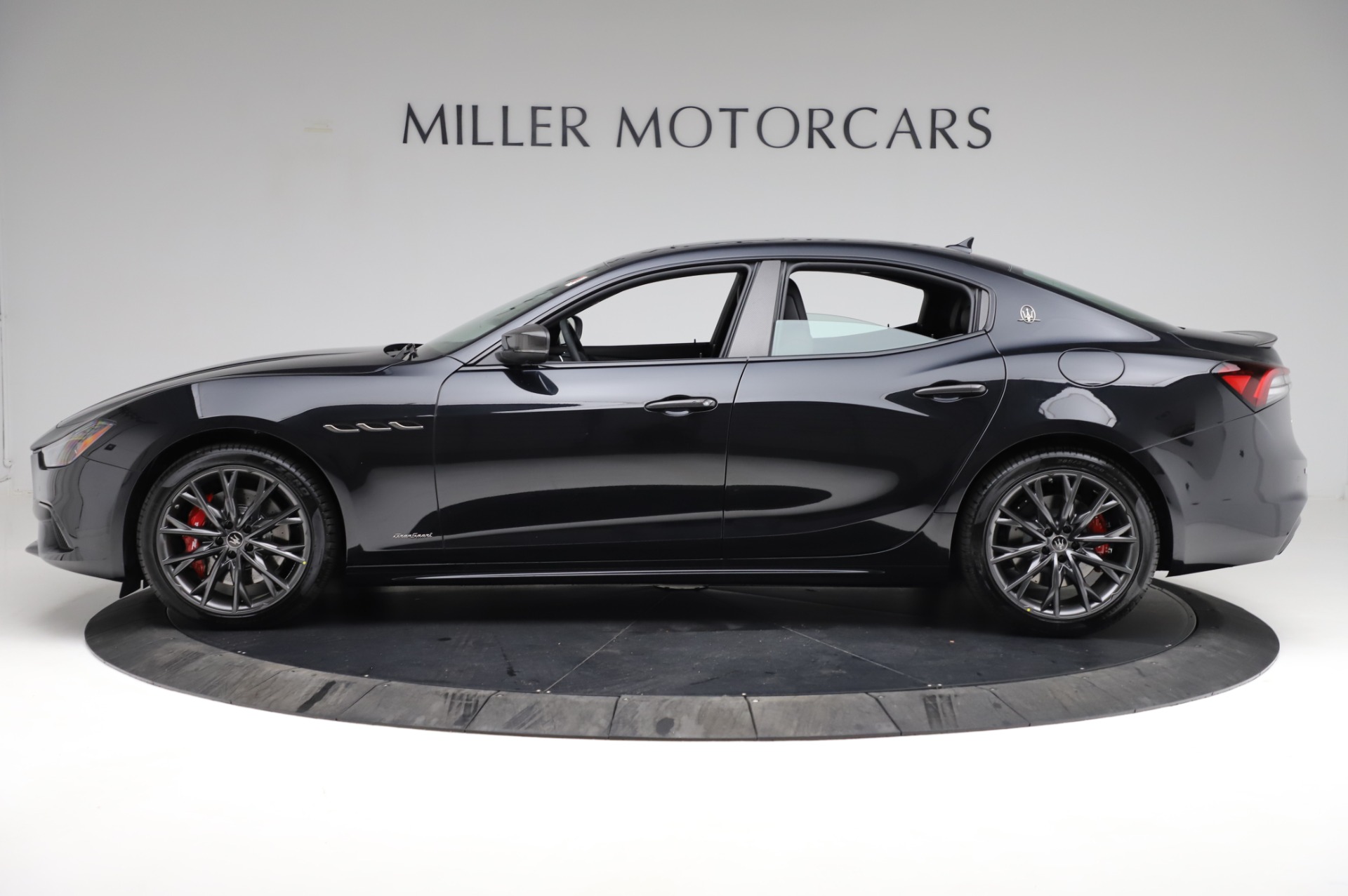 New-2021-Maserati-Ghibli-S-Q4-GranSport