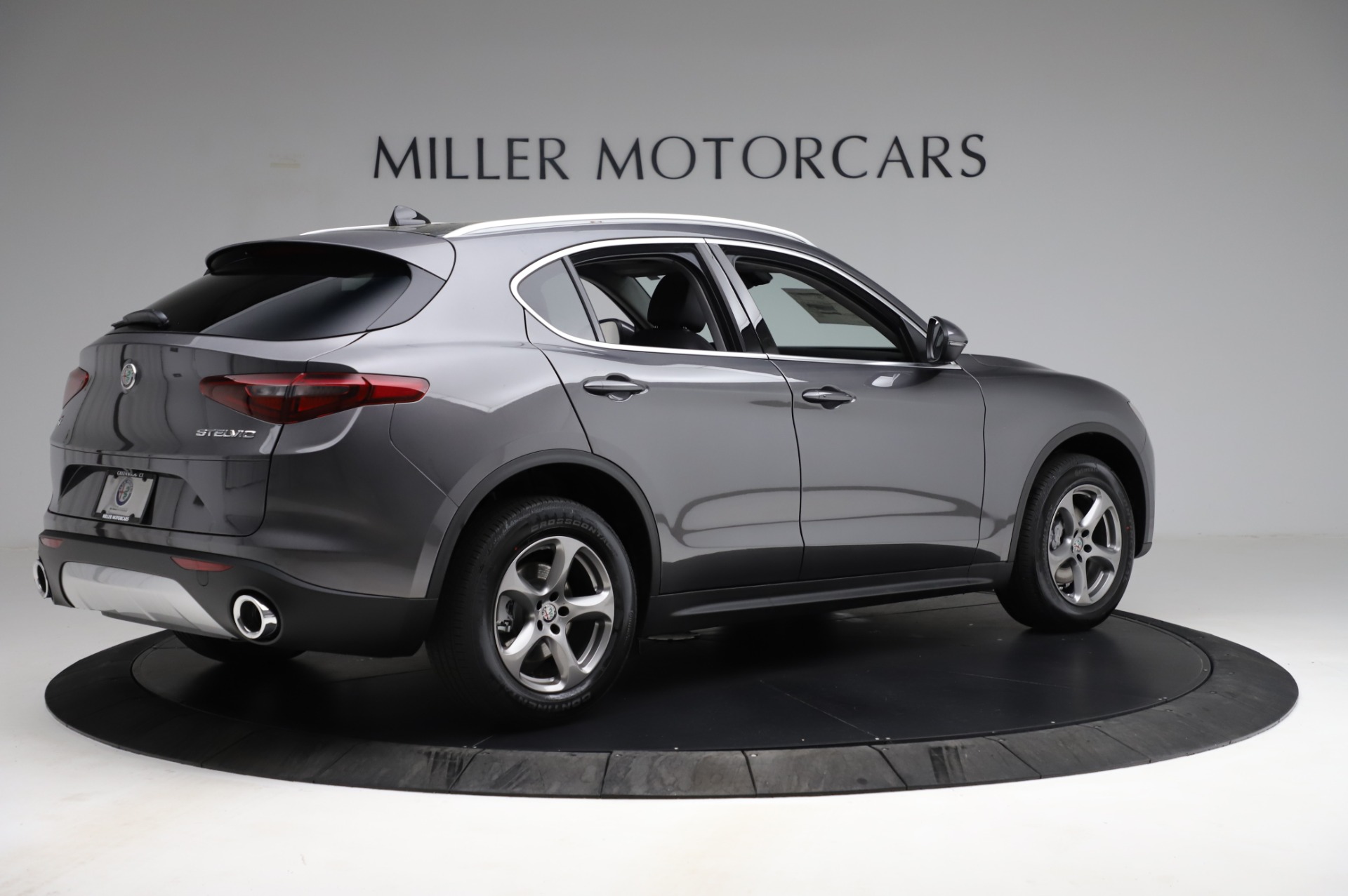 New-2021-Alfa-Romeo-Stelvio-Q4