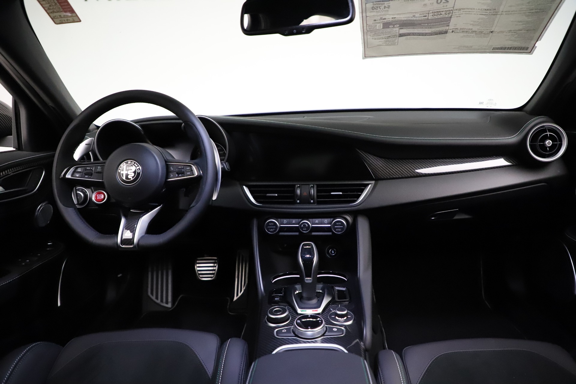 New-2021-Alfa-Romeo-Giulia-Quadrifoglio