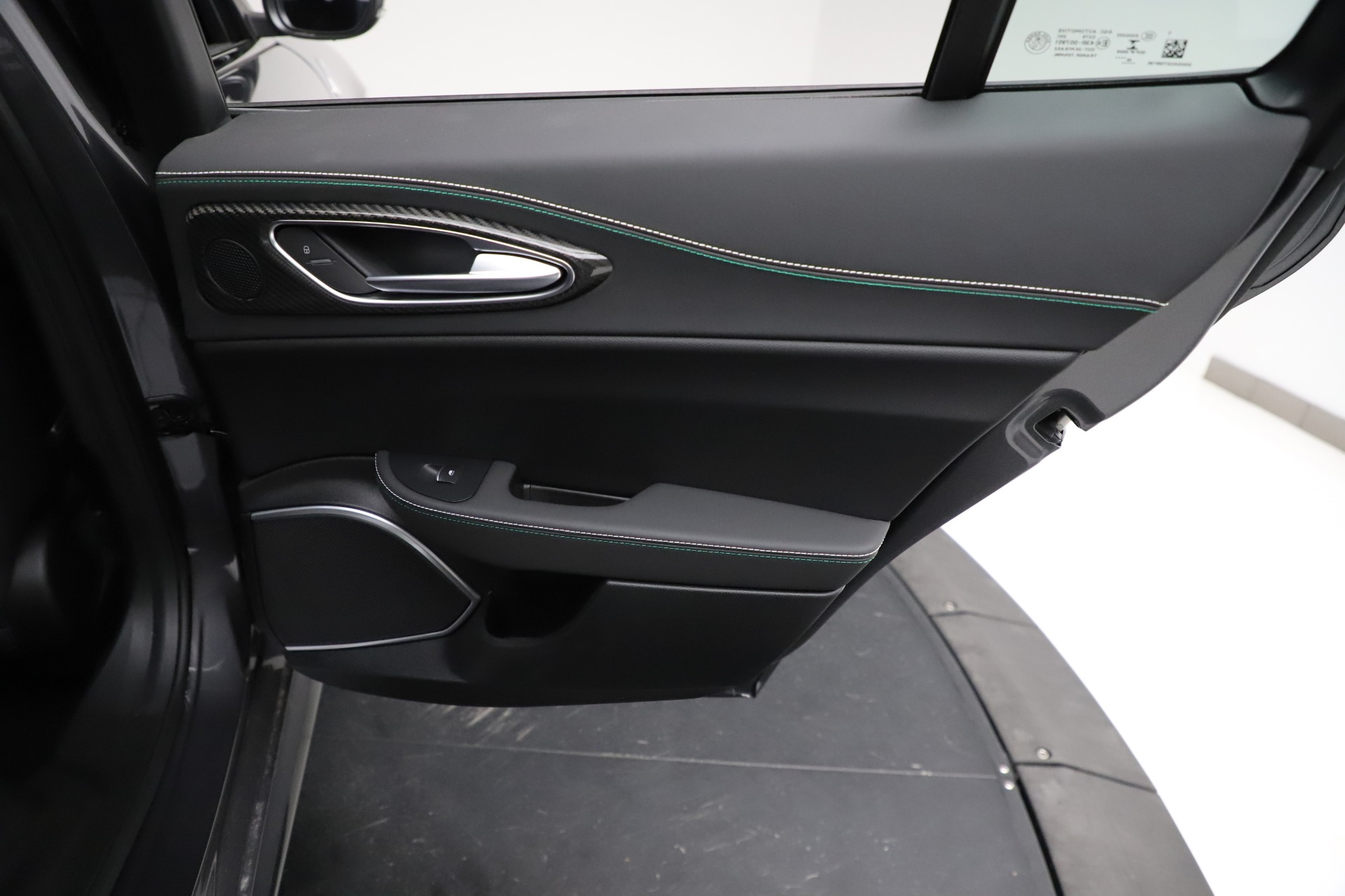 New-2021-Alfa-Romeo-Giulia-Quadrifoglio