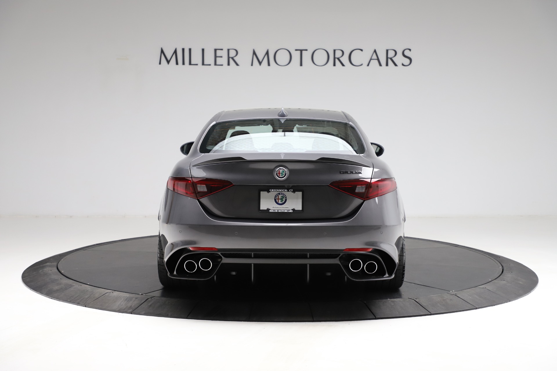 New-2021-Alfa-Romeo-Giulia-Quadrifoglio