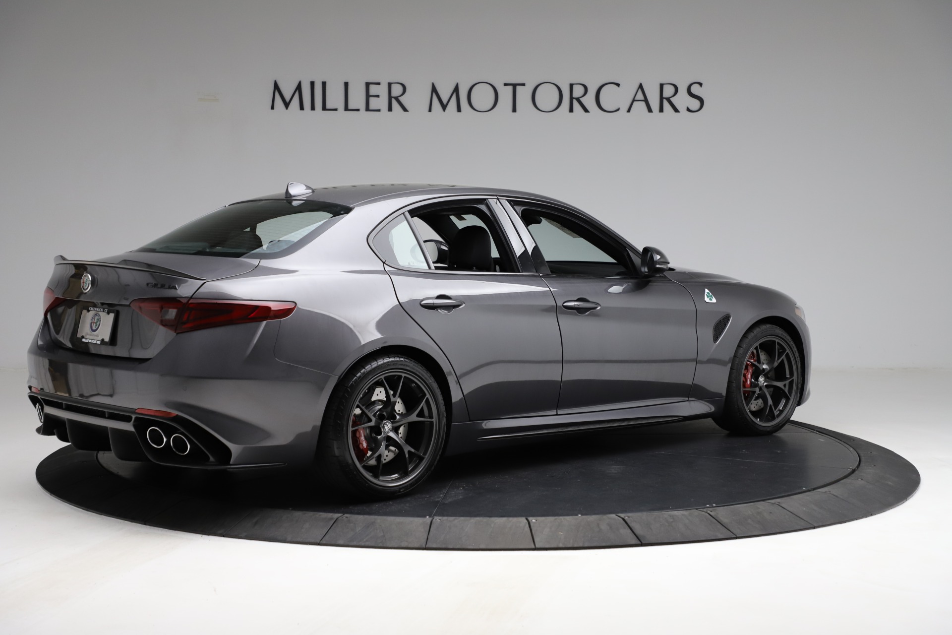 New-2021-Alfa-Romeo-Giulia-Quadrifoglio