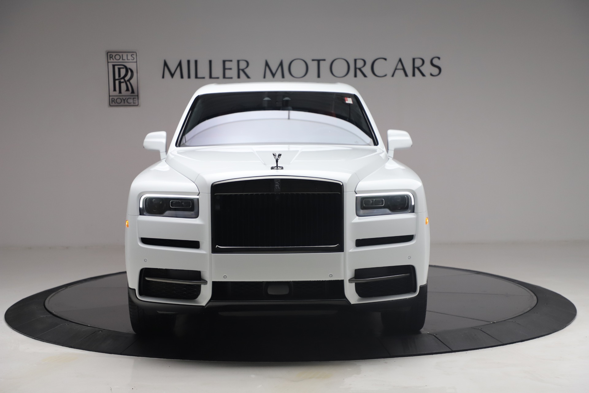 New-2021-Rolls-Royce-Cullinan-Black-Badge