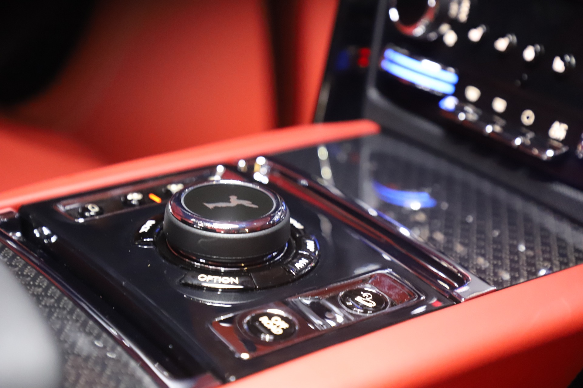 New-2021-Rolls-Royce-Cullinan-Black-Badge