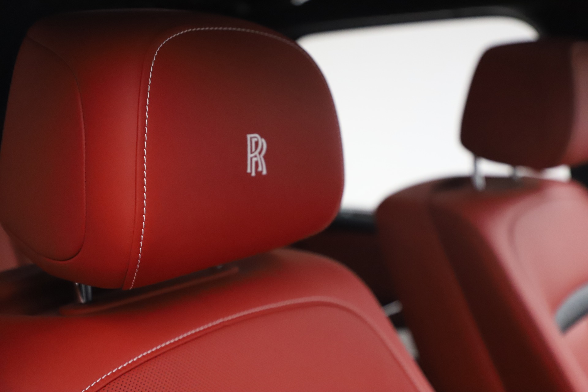 New-2021-Rolls-Royce-Cullinan-Black-Badge