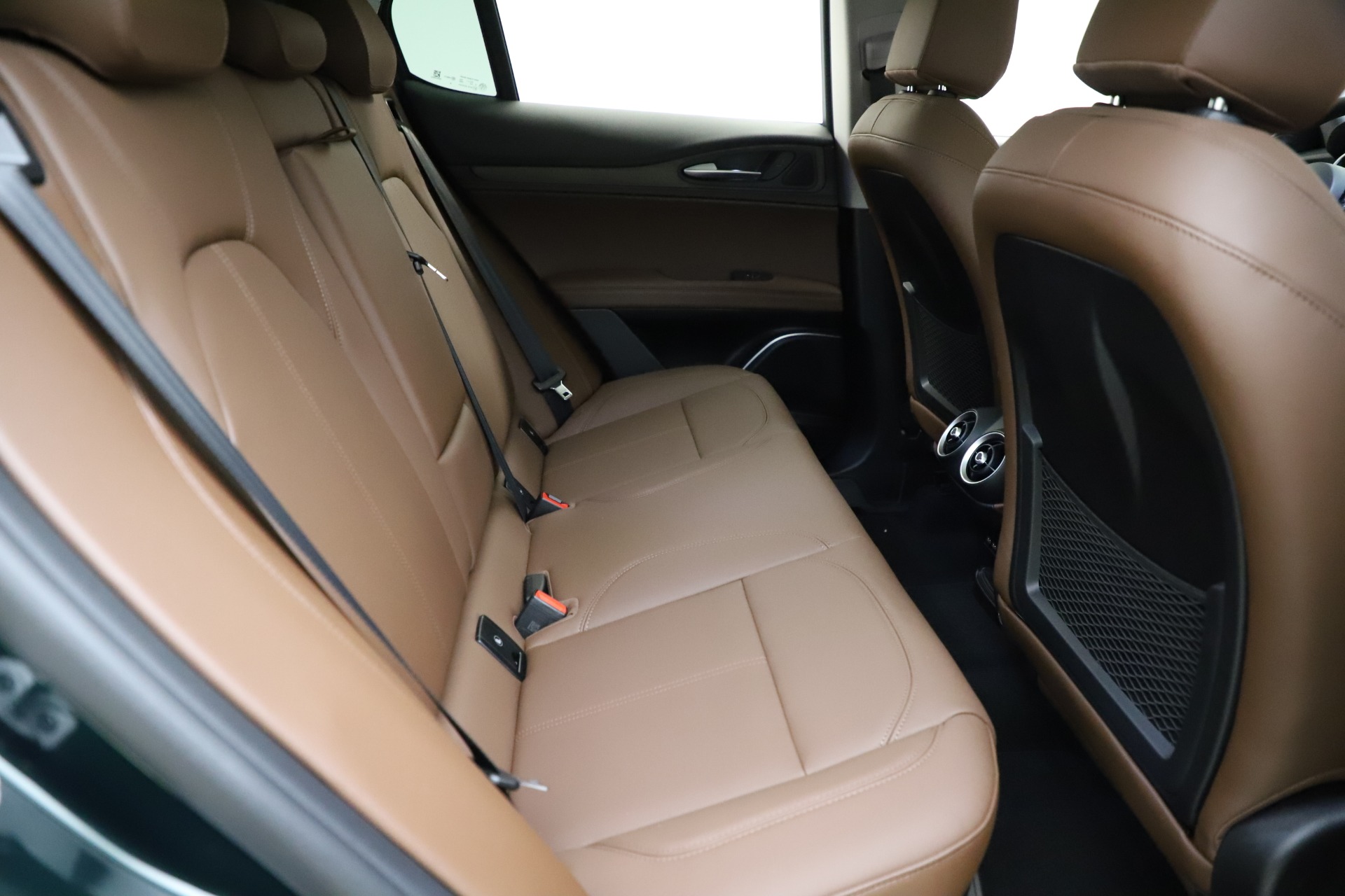 New-2021-Alfa-Romeo-Stelvio-Ti