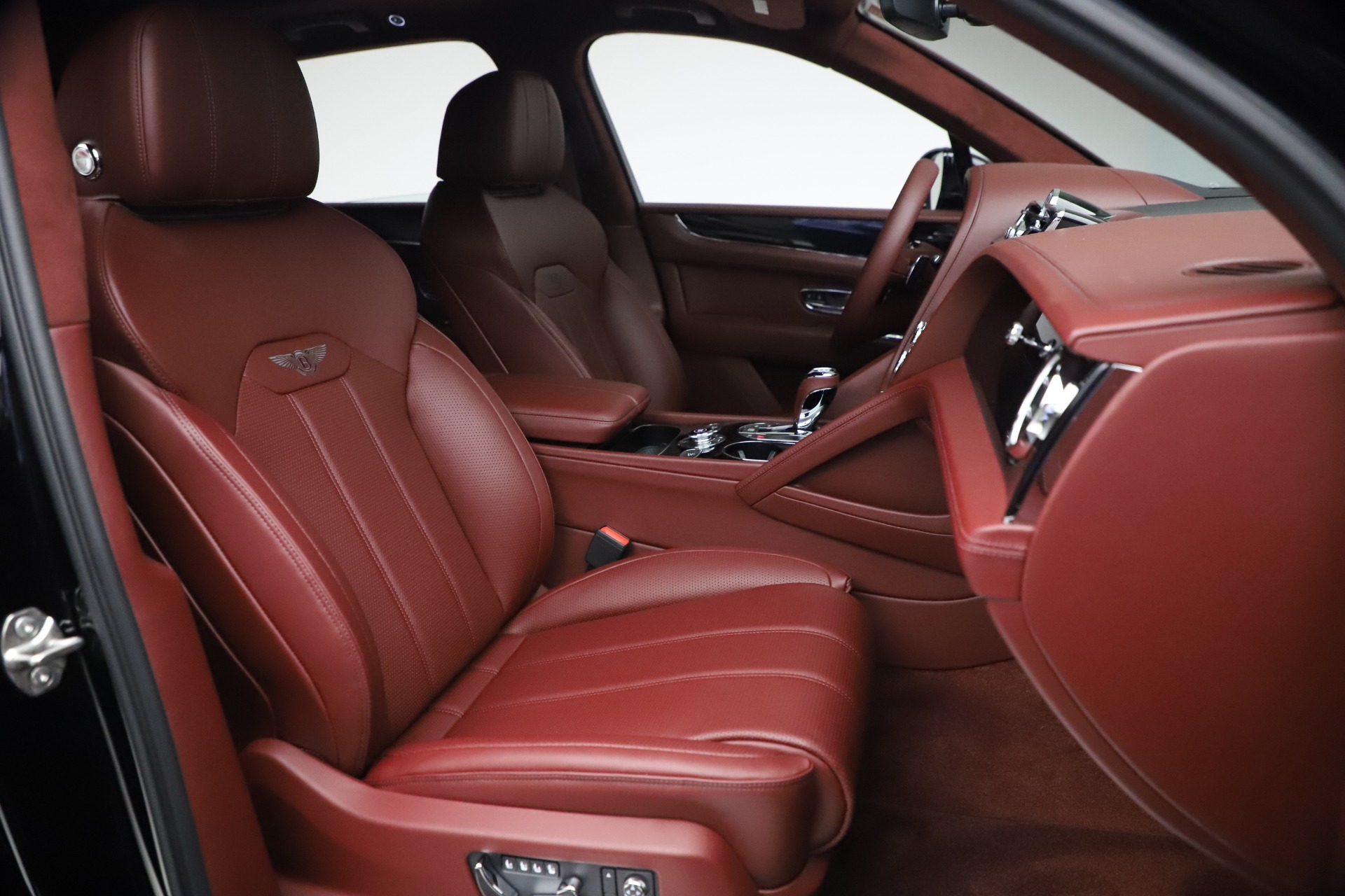 New-2021-Bentley-Bentayga-Hybrid