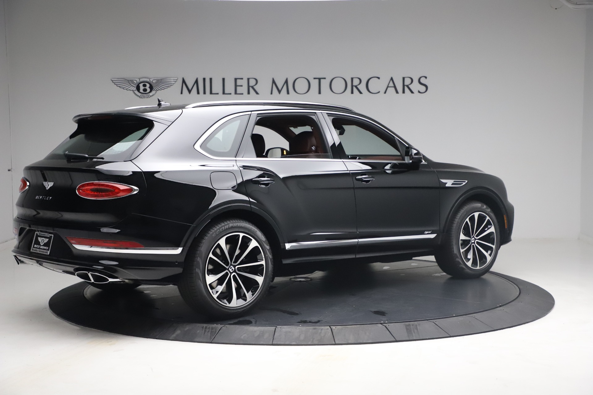 New-2021-Bentley-Bentayga-Hybrid