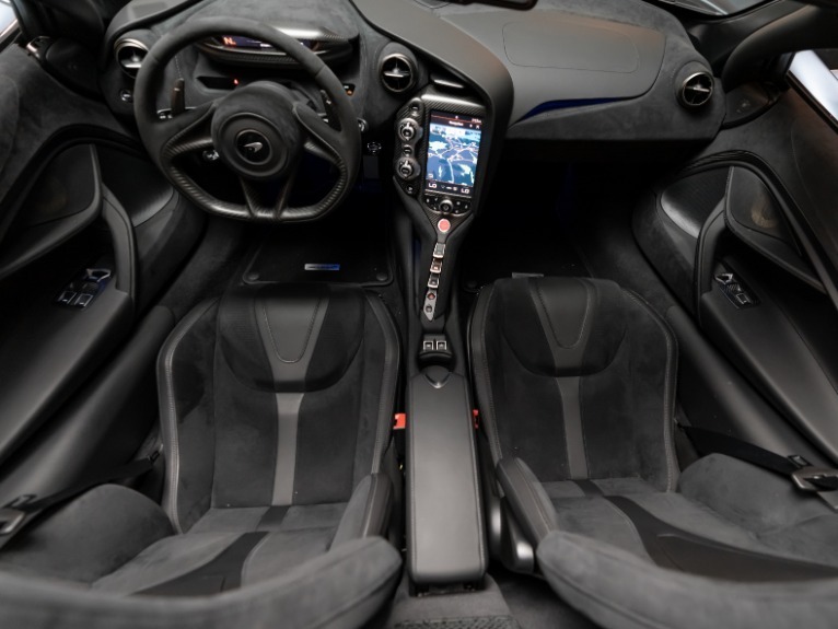 Used-2020-McLaren-720S-Spider-Performance