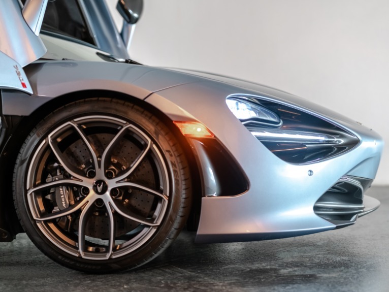 Used-2020-McLaren-720S-Spider-Performance