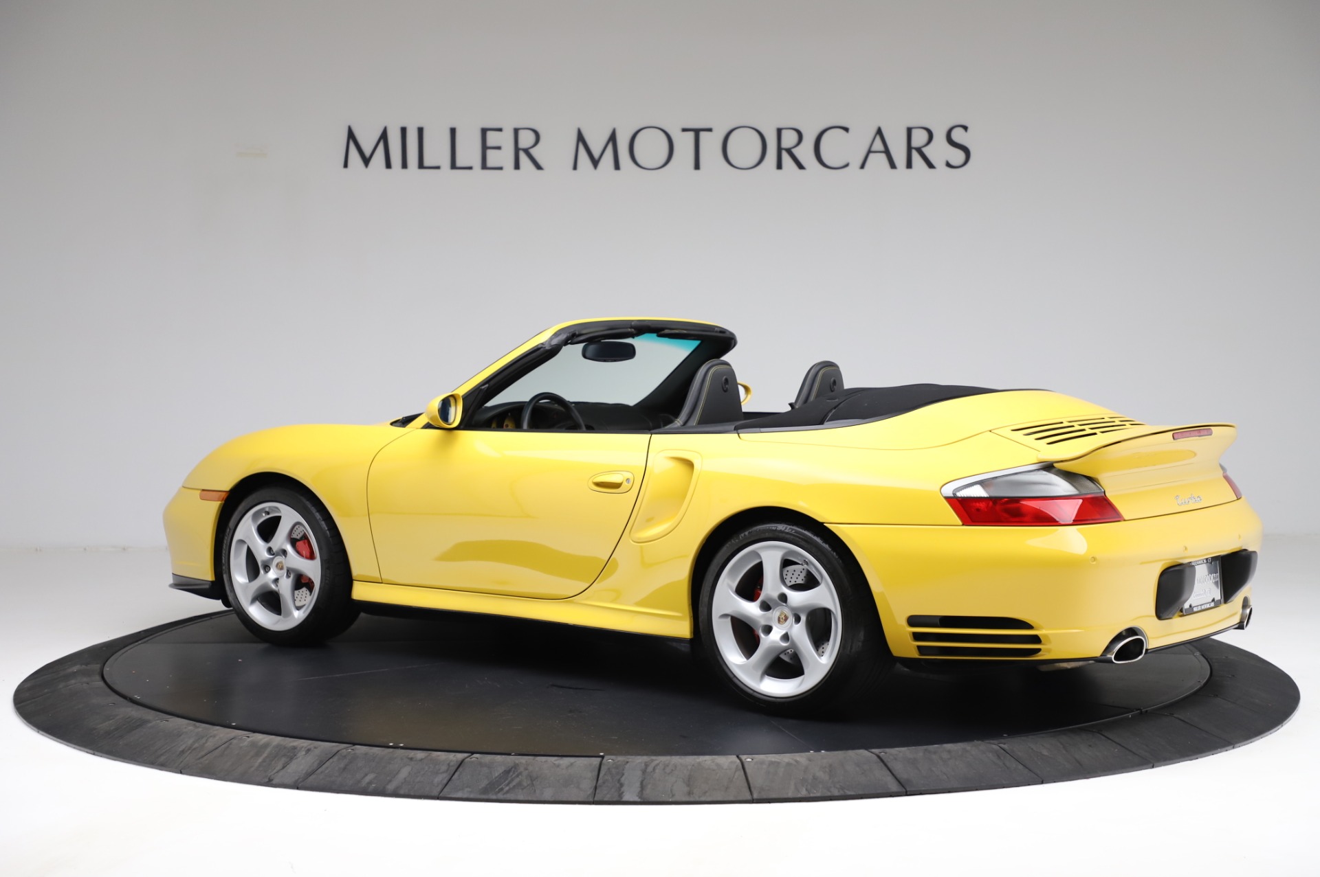 Used-2004-Porsche-911-Turbo