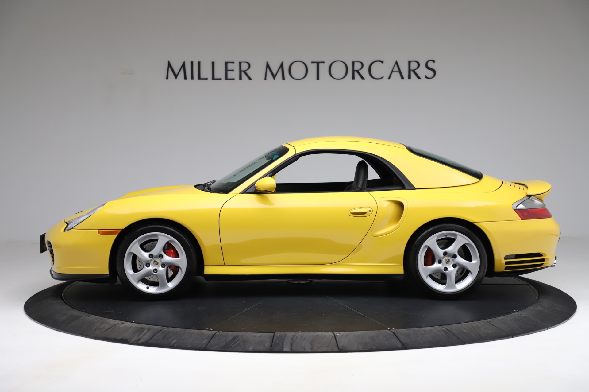 Used-2004-Porsche-911-Turbo