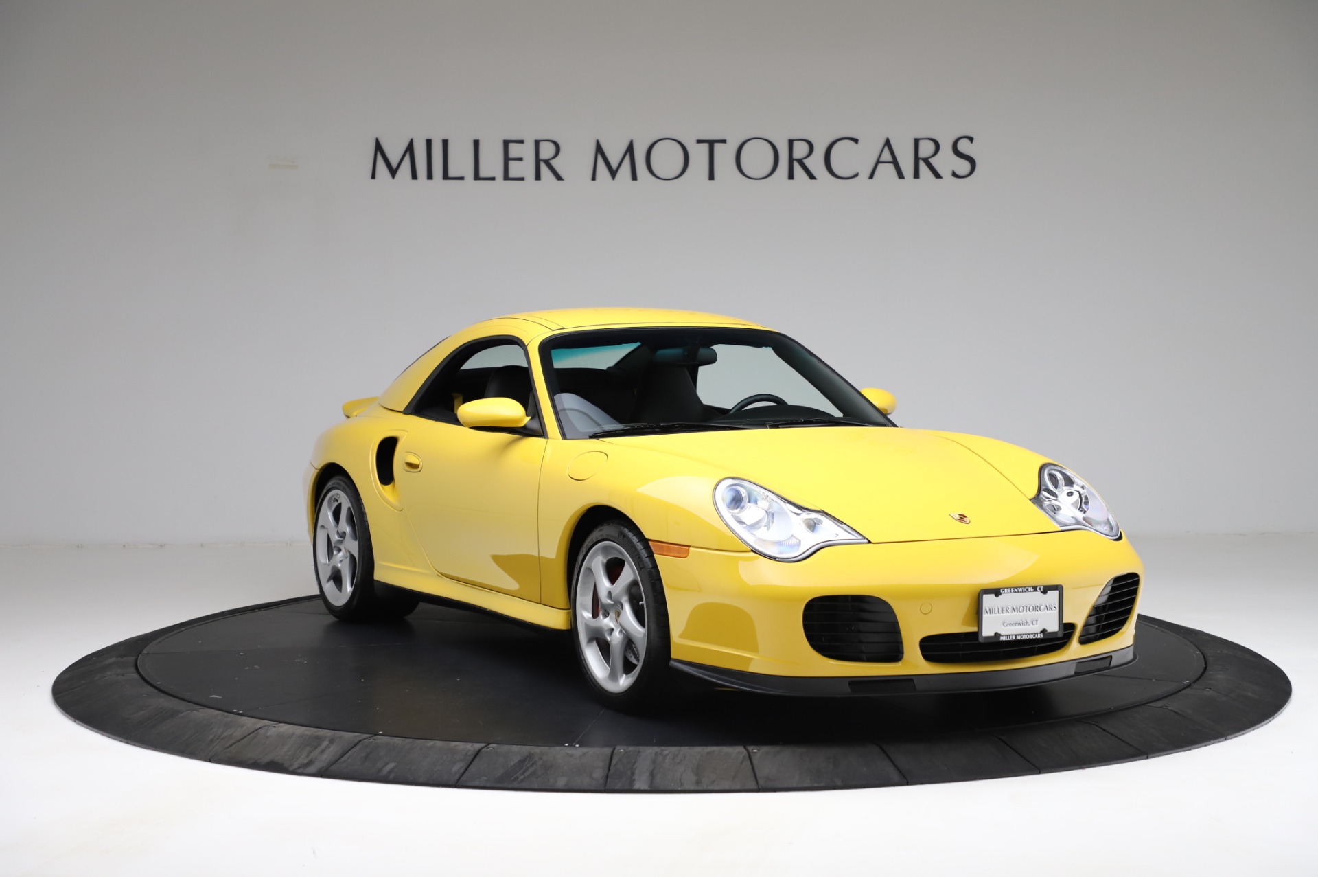 Used-2004-Porsche-911-Turbo