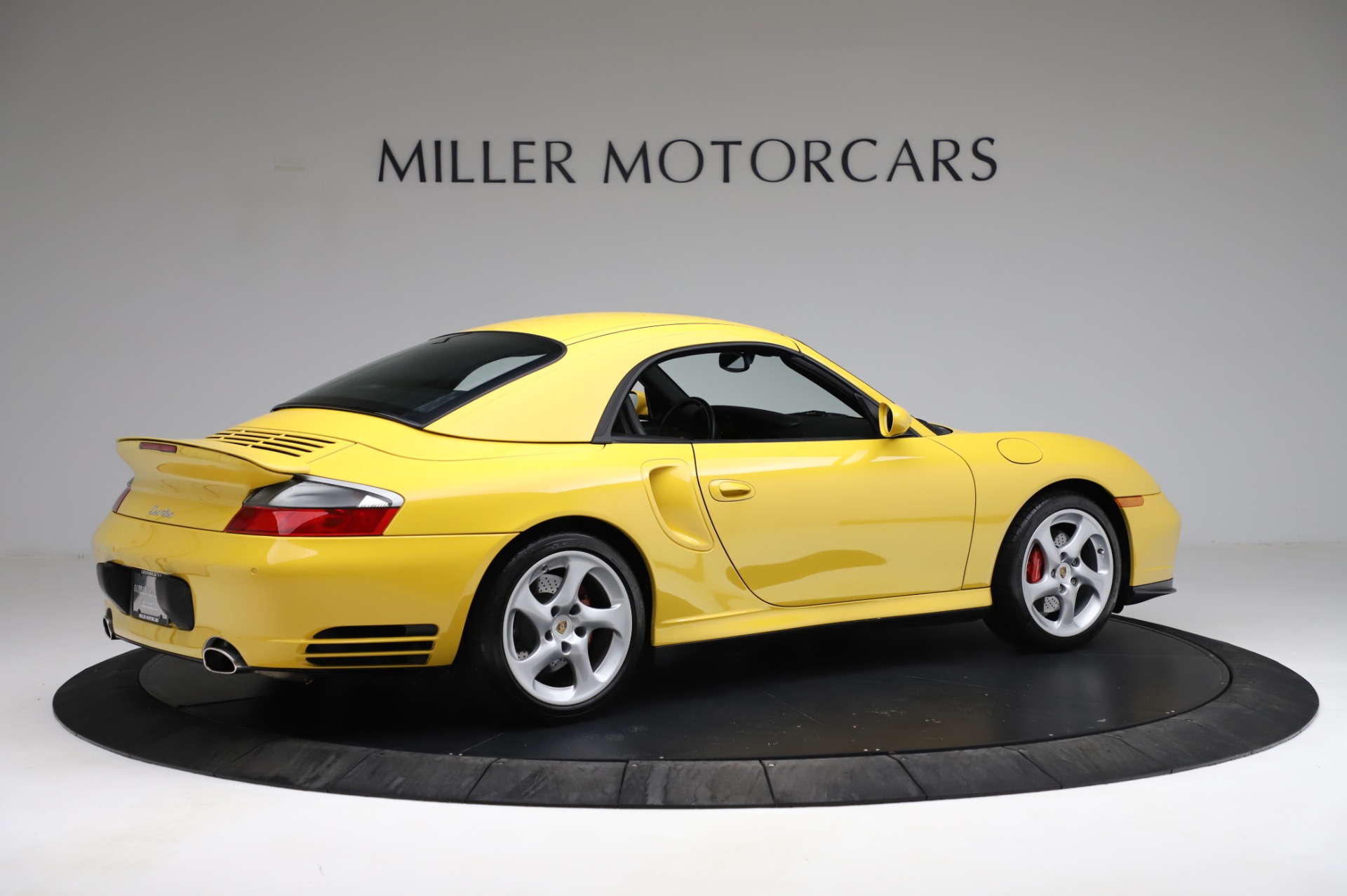 Used-2004-Porsche-911-Turbo