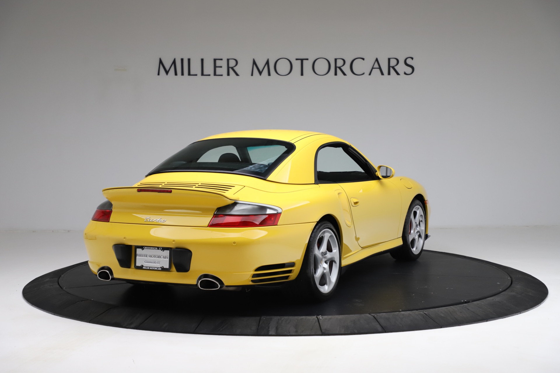 Used-2004-Porsche-911-Turbo