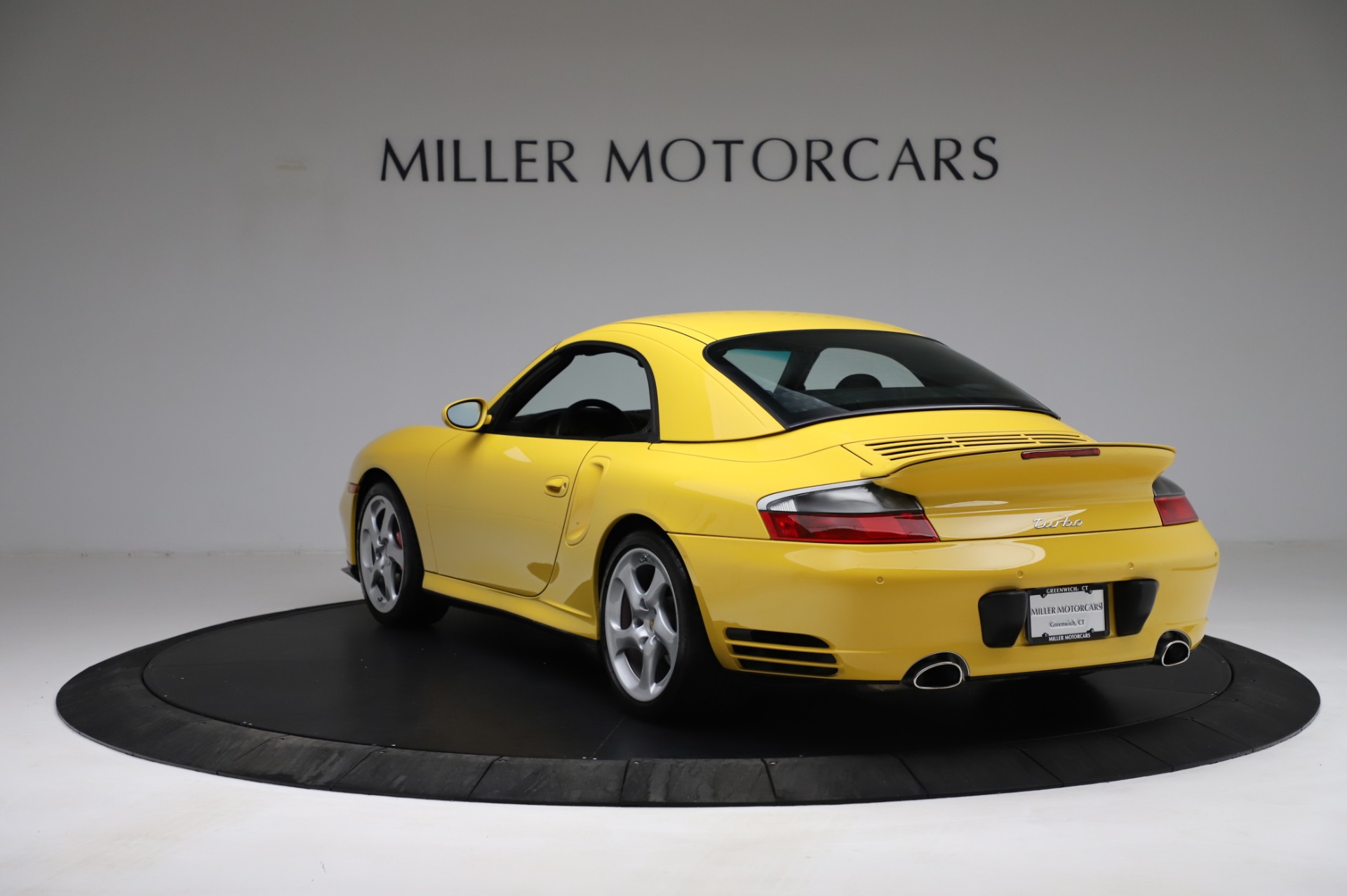 Used-2004-Porsche-911-Turbo