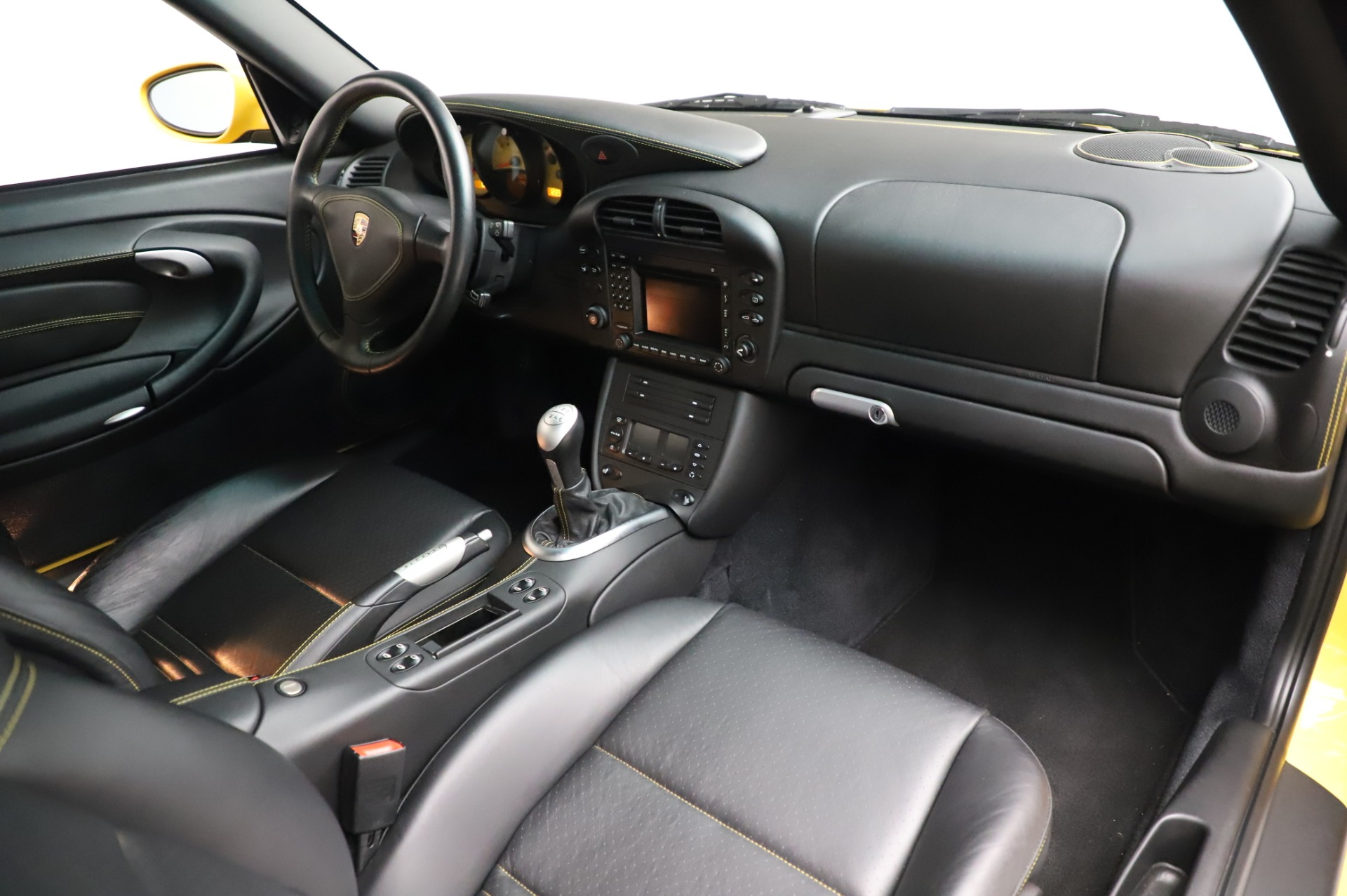 Used-2004-Porsche-911-Turbo