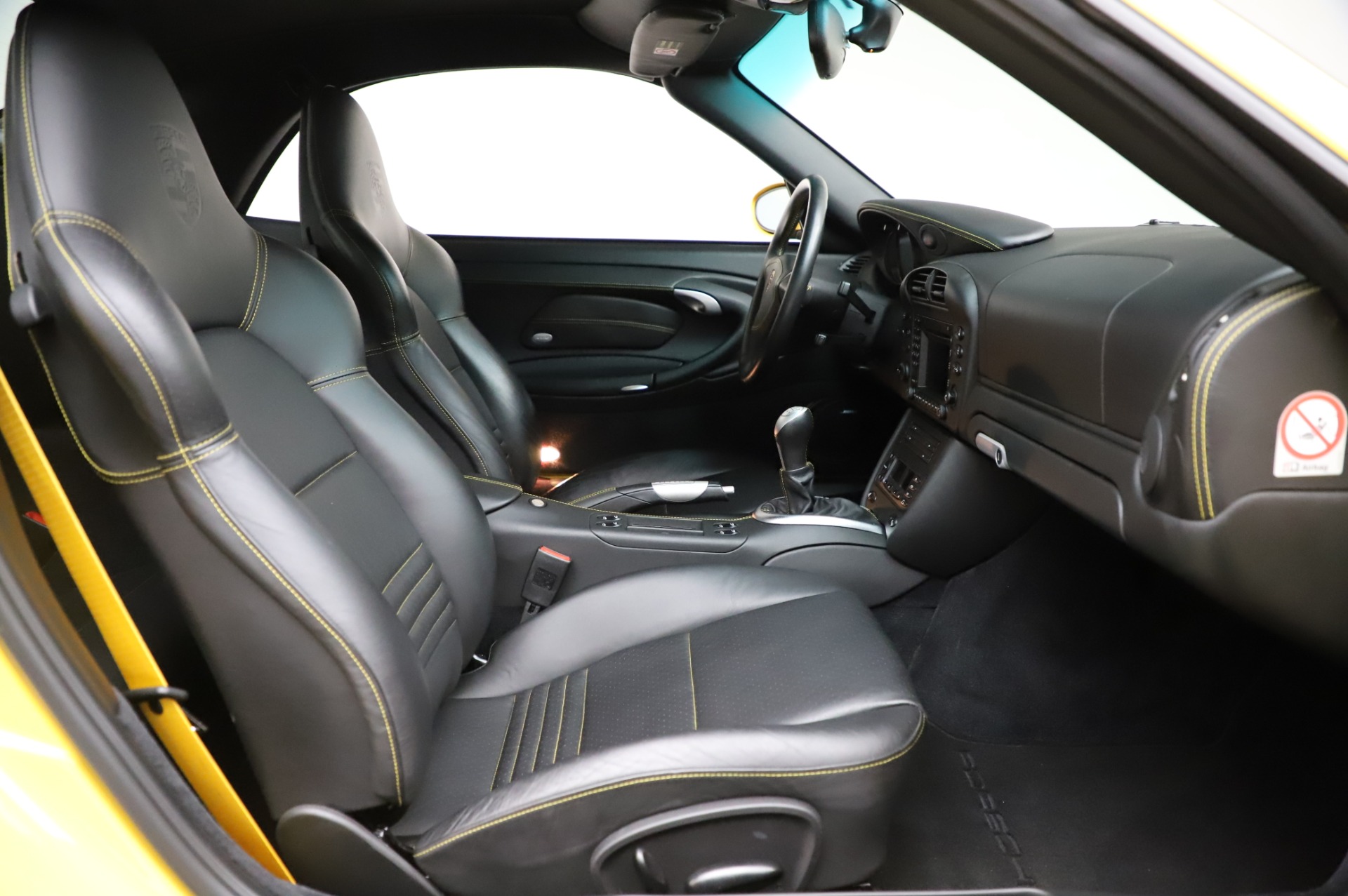Used-2004-Porsche-911-Turbo