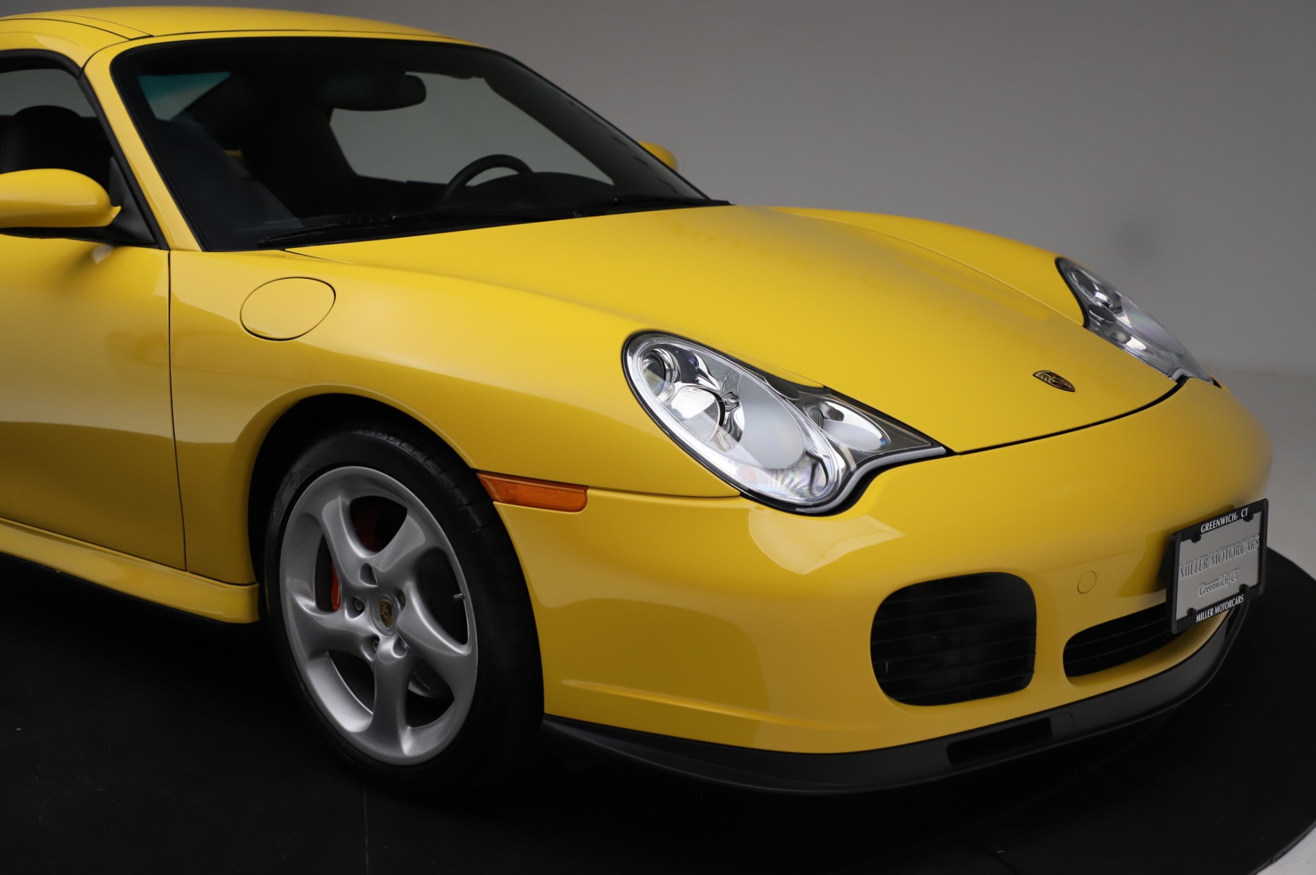 Used-2004-Porsche-911-Turbo