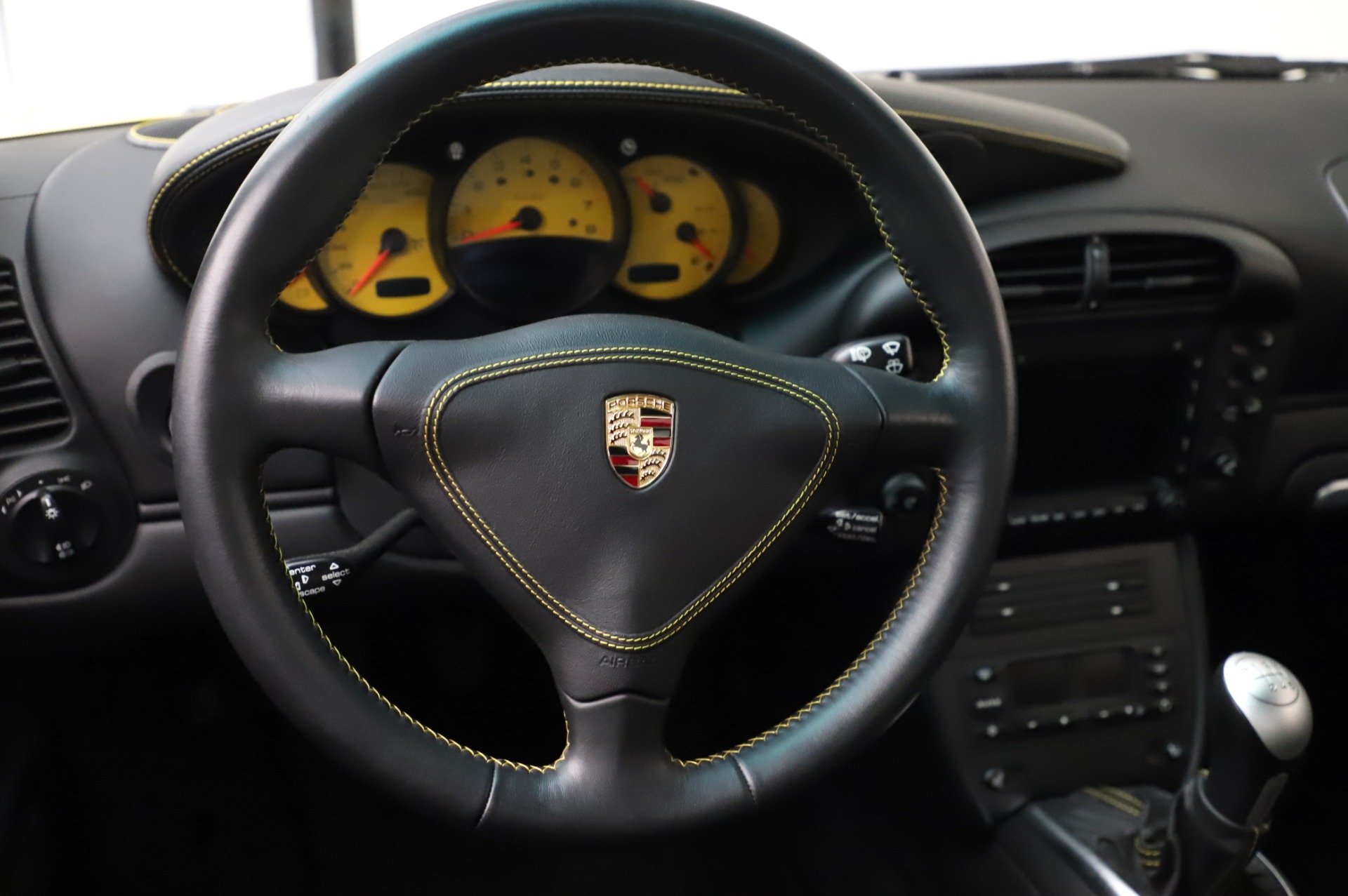 Used-2004-Porsche-911-Turbo