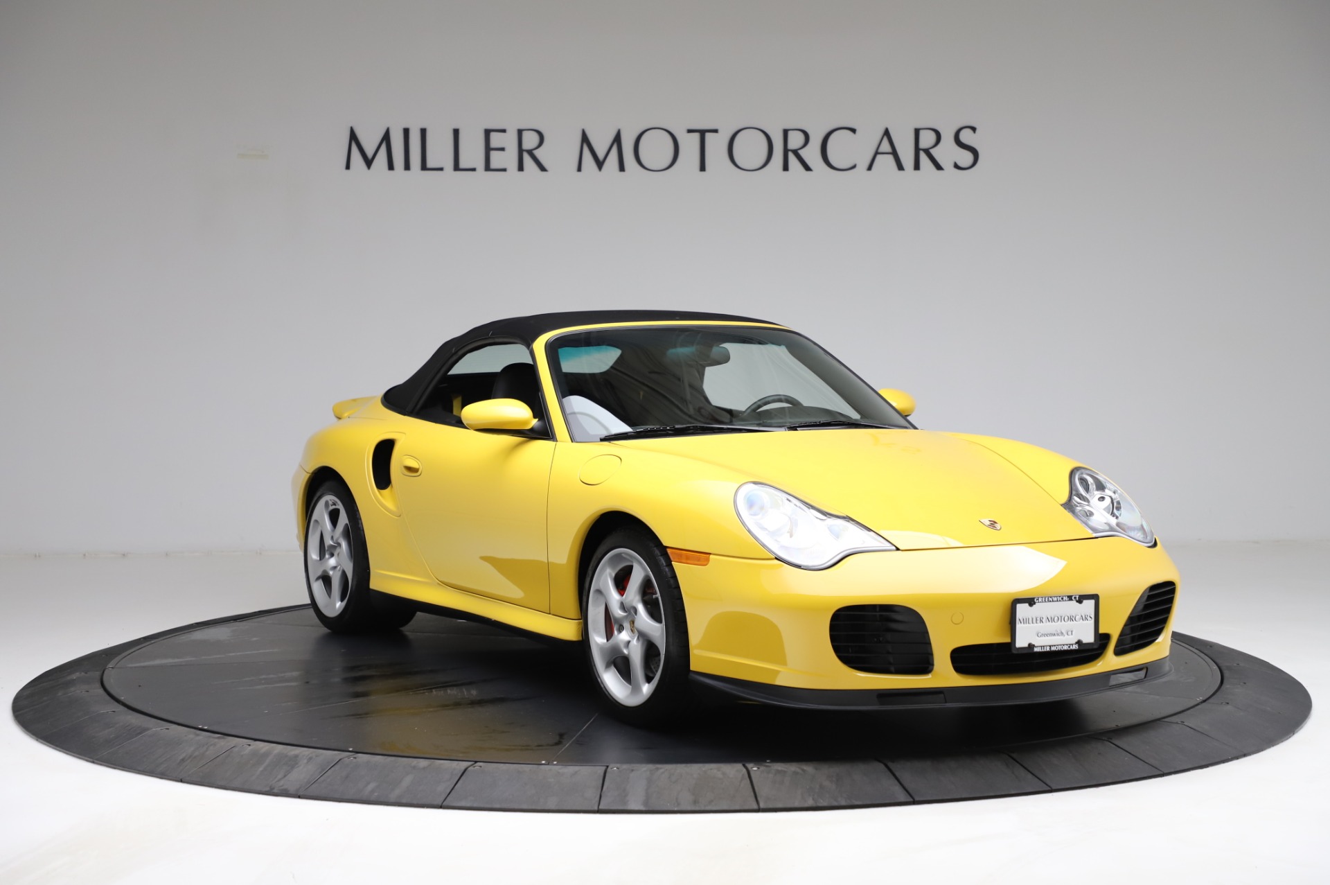 Used-2004-Porsche-911-Turbo