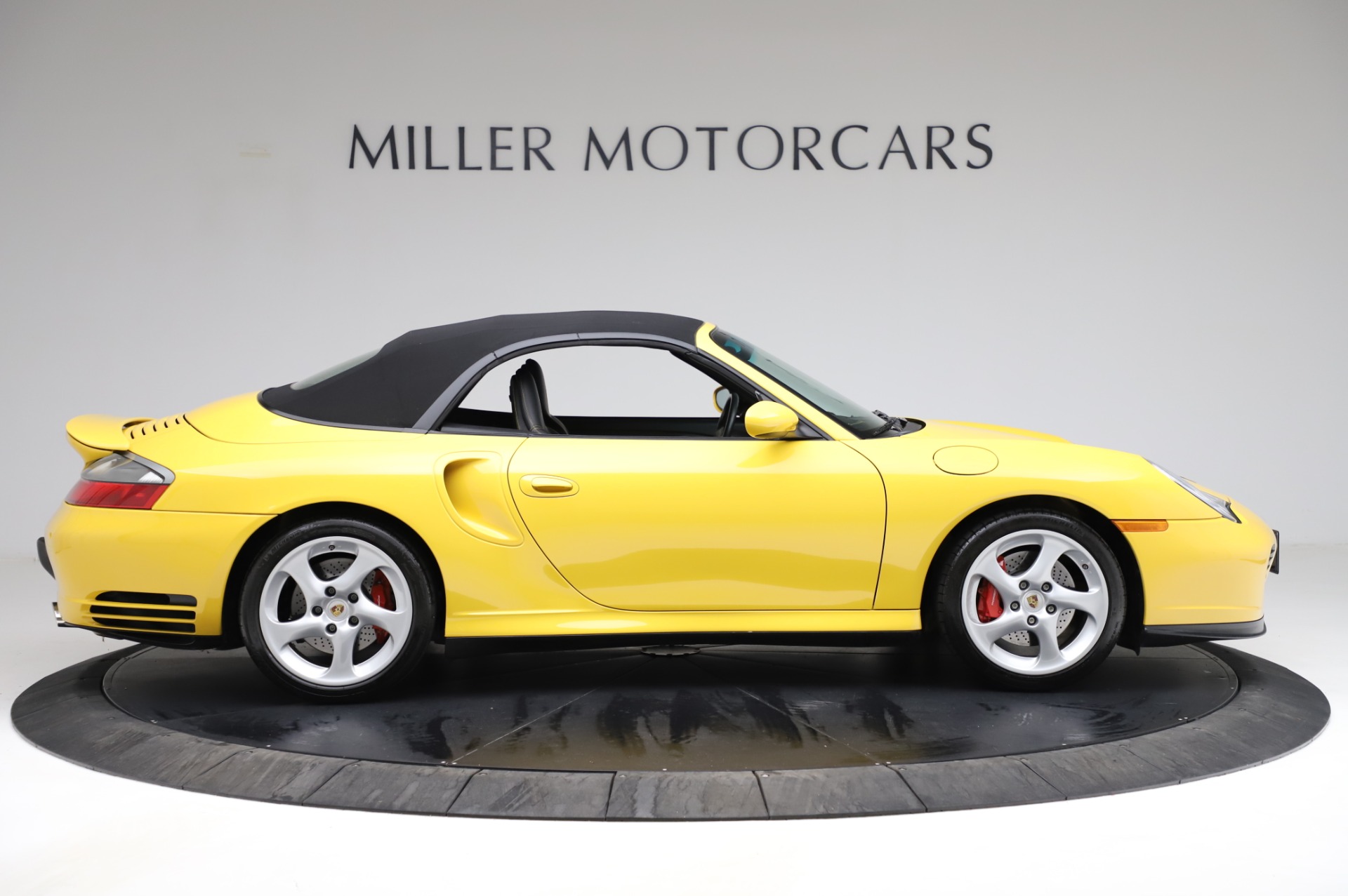 Used-2004-Porsche-911-Turbo