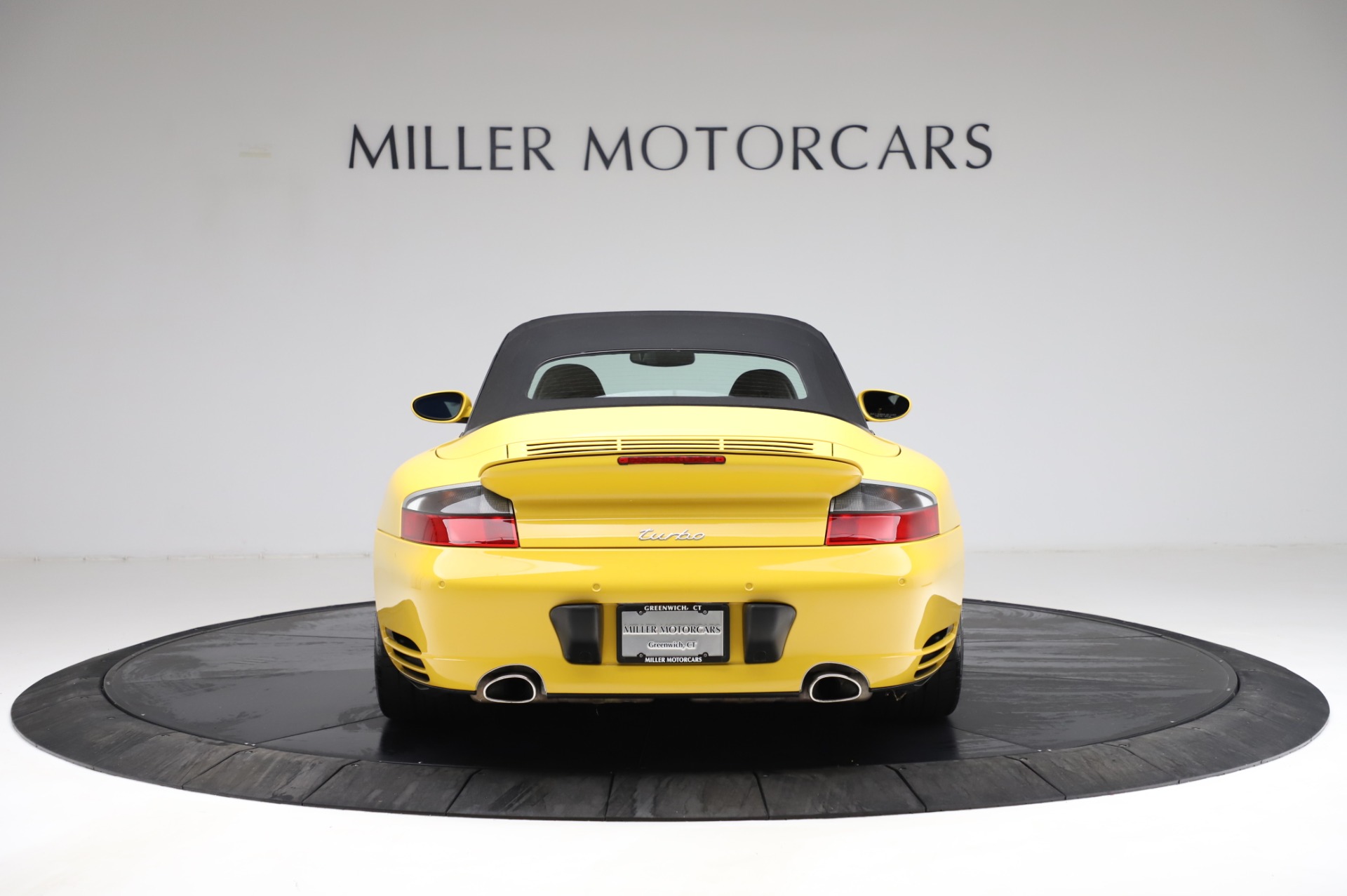 Used-2004-Porsche-911-Turbo