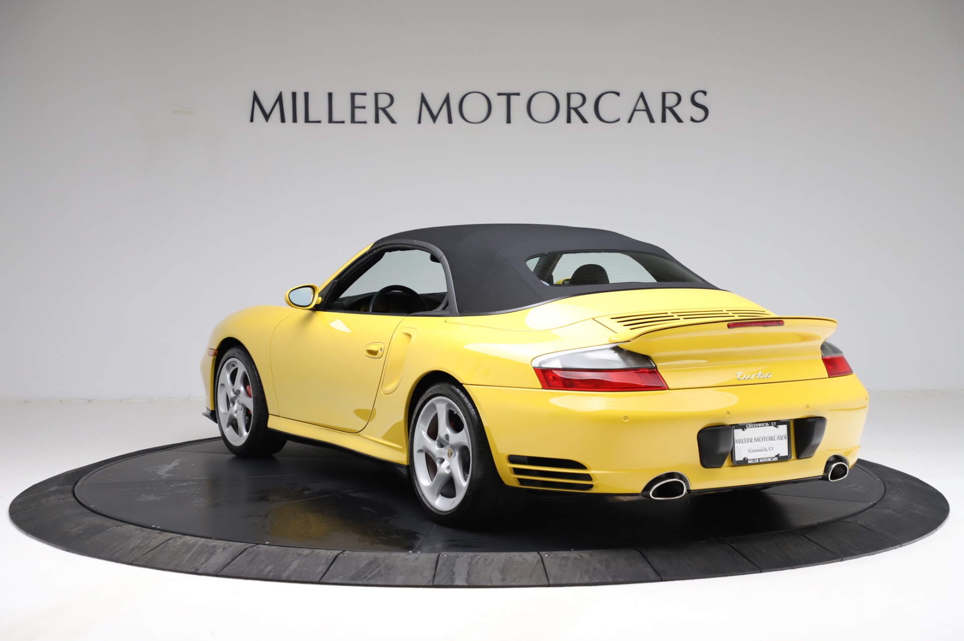 Used-2004-Porsche-911-Turbo