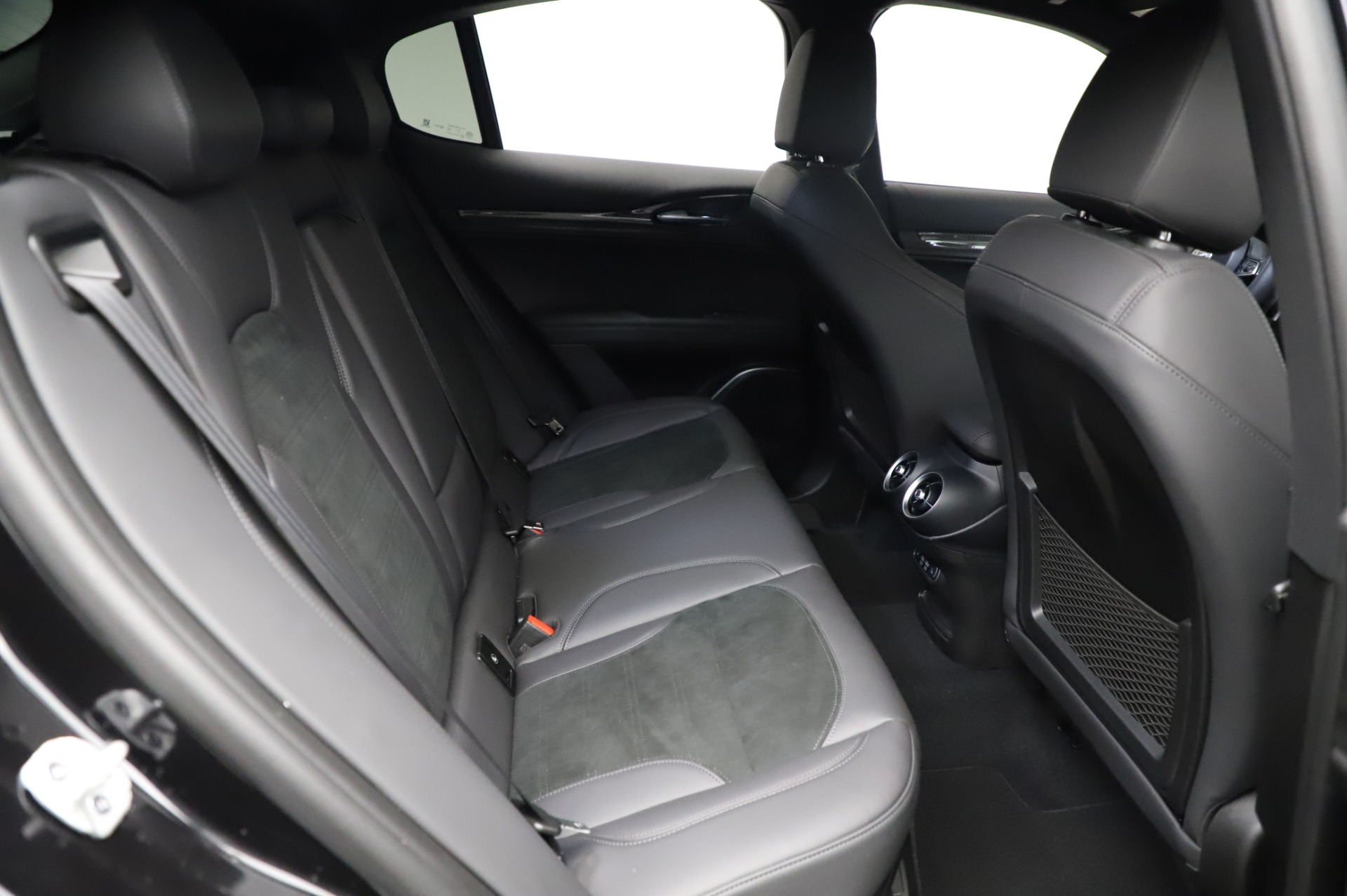 New-2021-Alfa-Romeo-Stelvio-Quadrifoglio