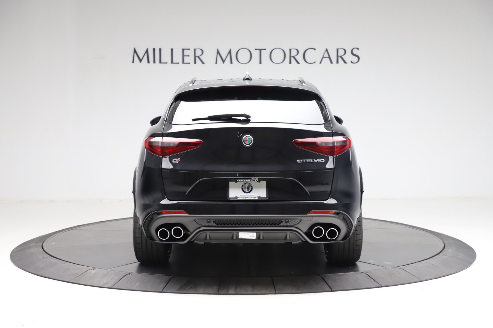 New-2021-Alfa-Romeo-Stelvio-Quadrifoglio