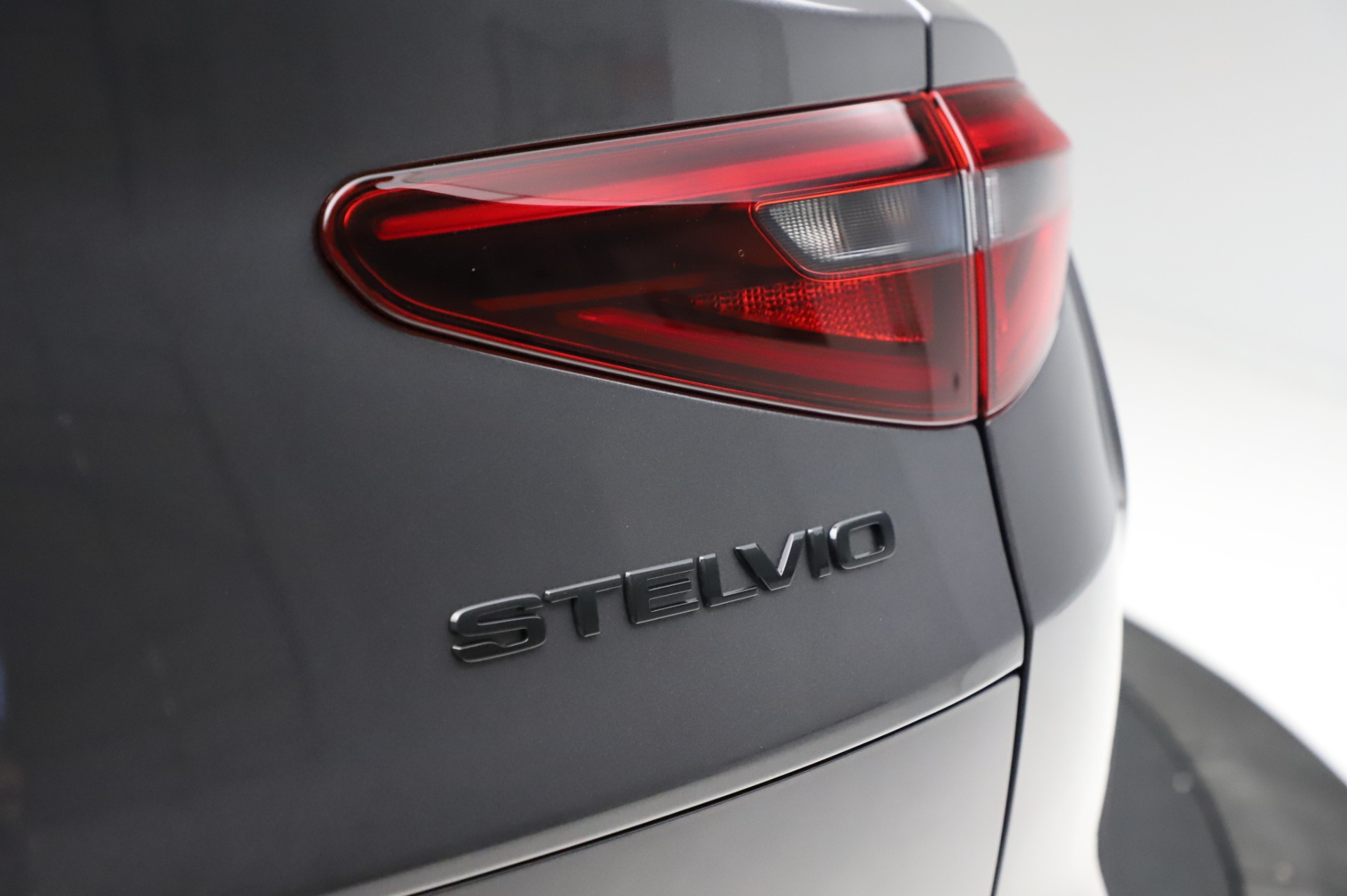 New-2021-Alfa-Romeo-Stelvio-Quadrifoglio