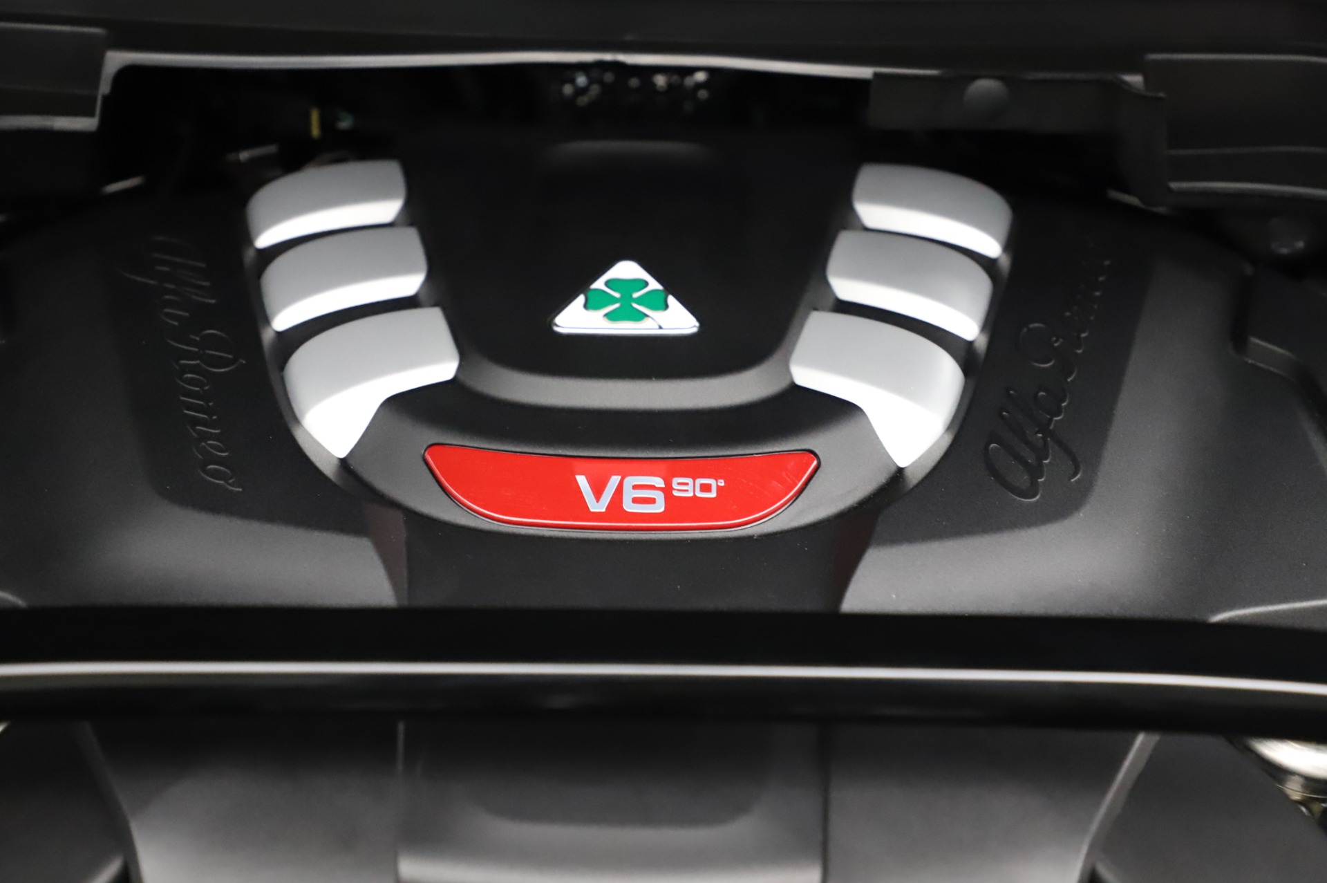 New-2021-Alfa-Romeo-Stelvio-Quadrifoglio