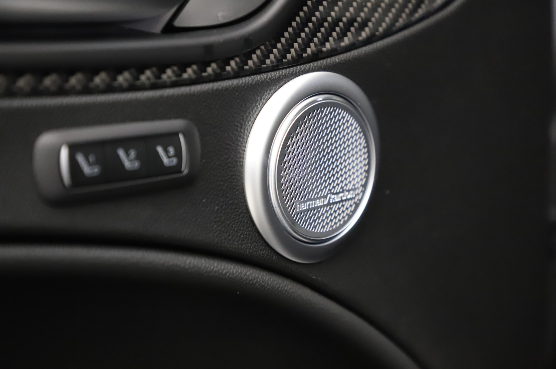 New-2021-Alfa-Romeo-Stelvio-Quadrifoglio