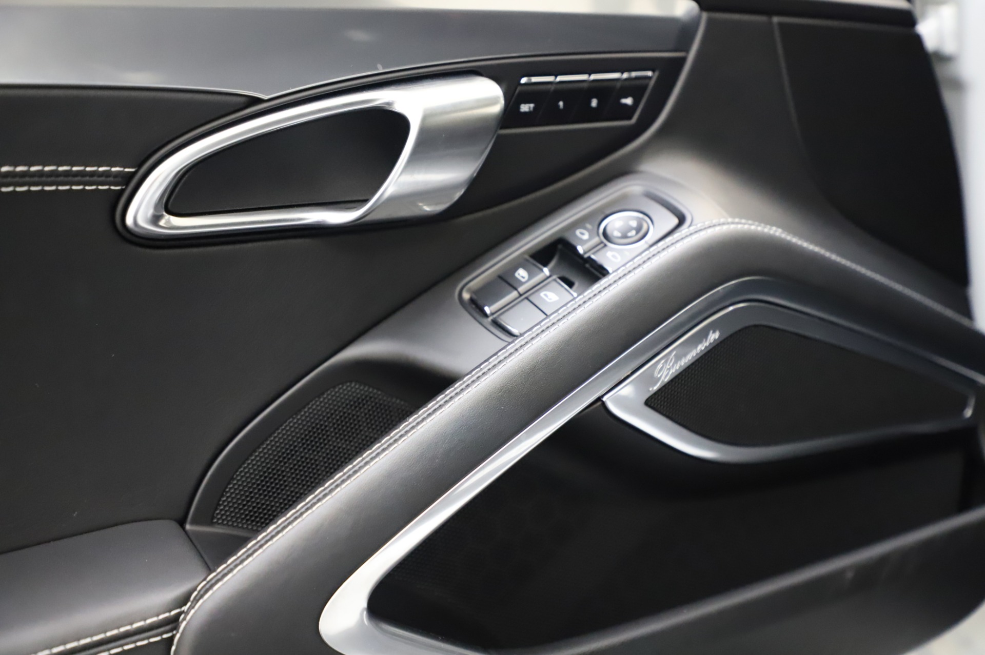 Used-2018-Porsche-911-Turbo