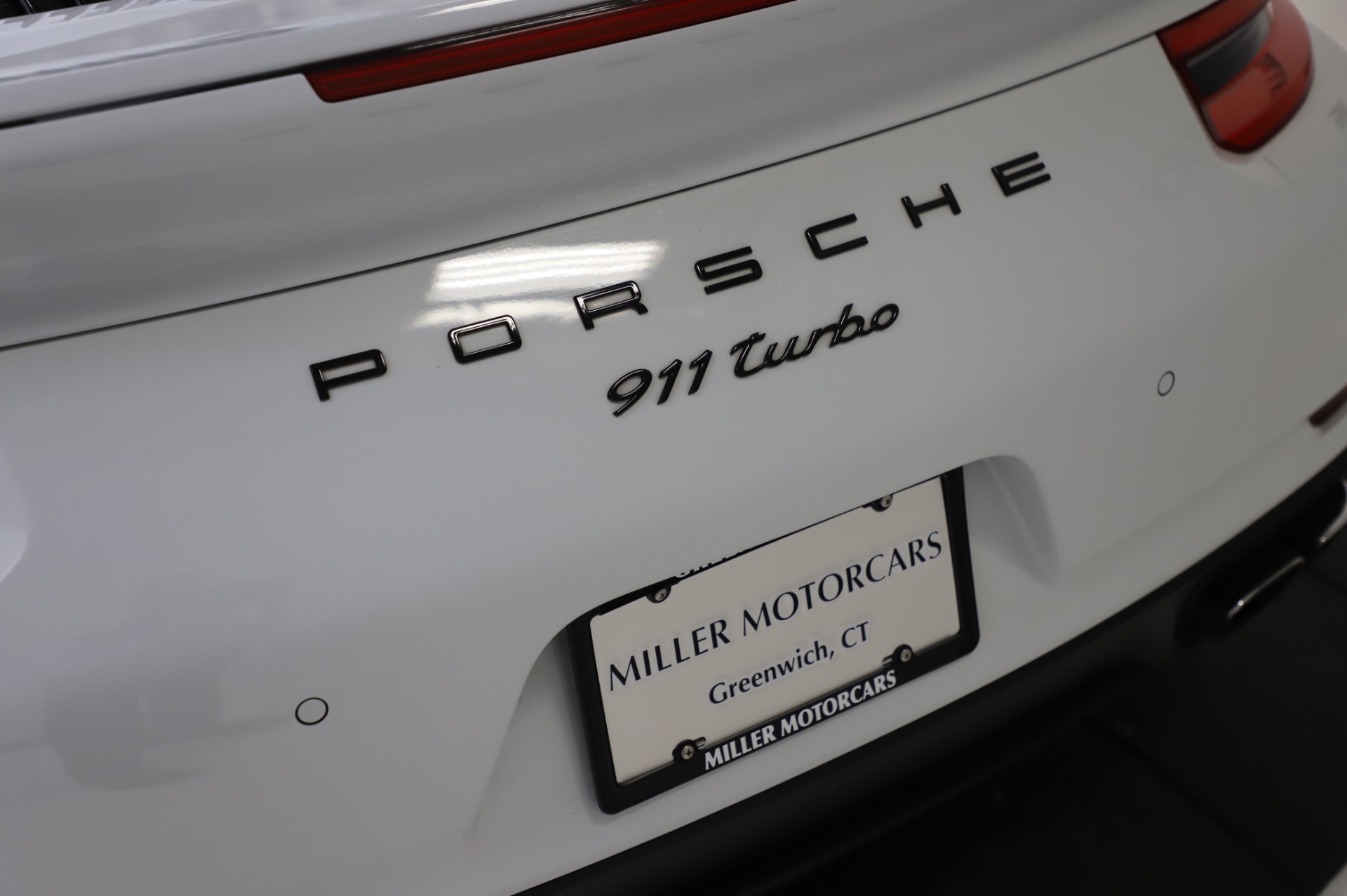 Used-2018-Porsche-911-Turbo