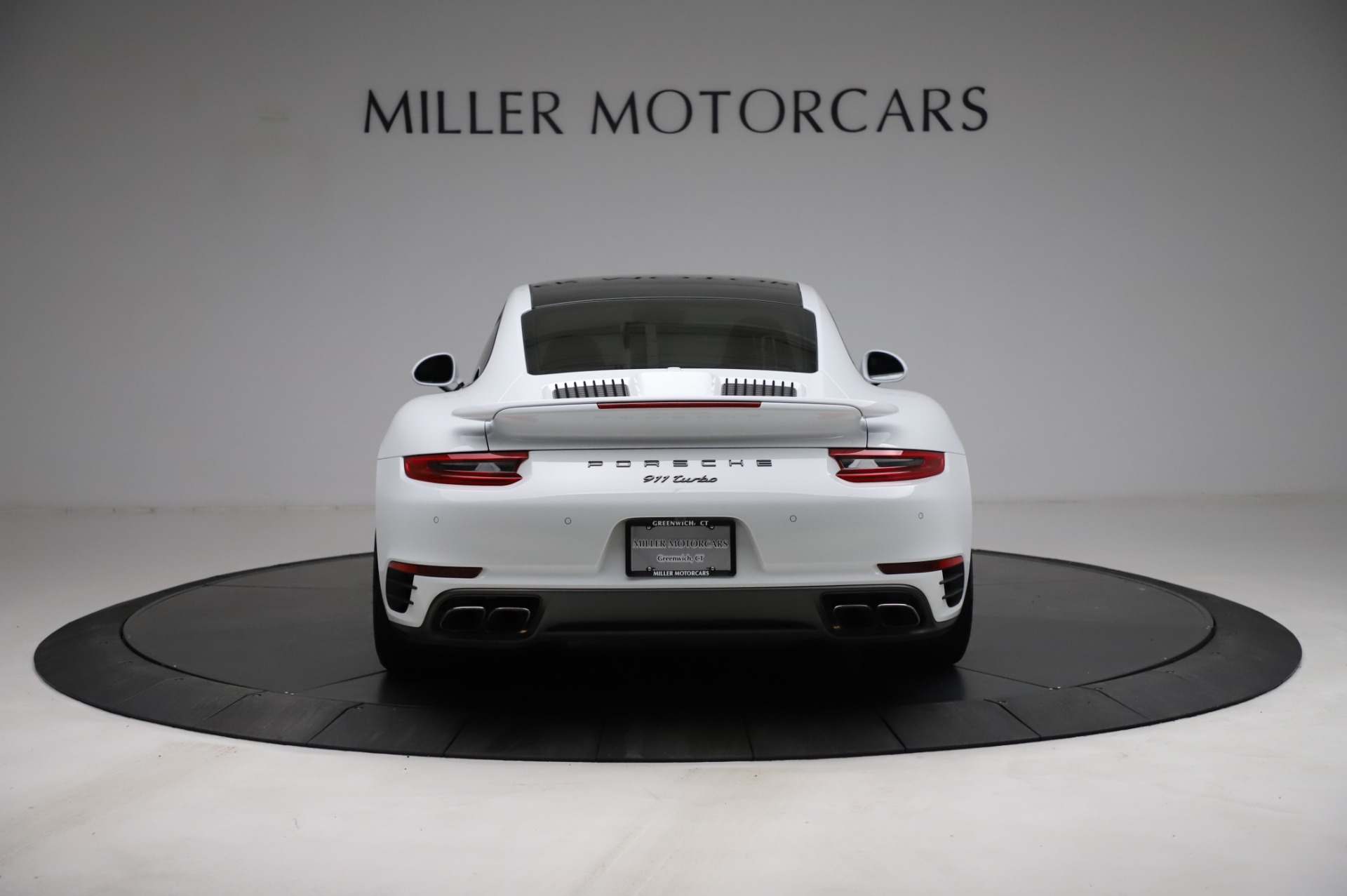 Used-2018-Porsche-911-Turbo