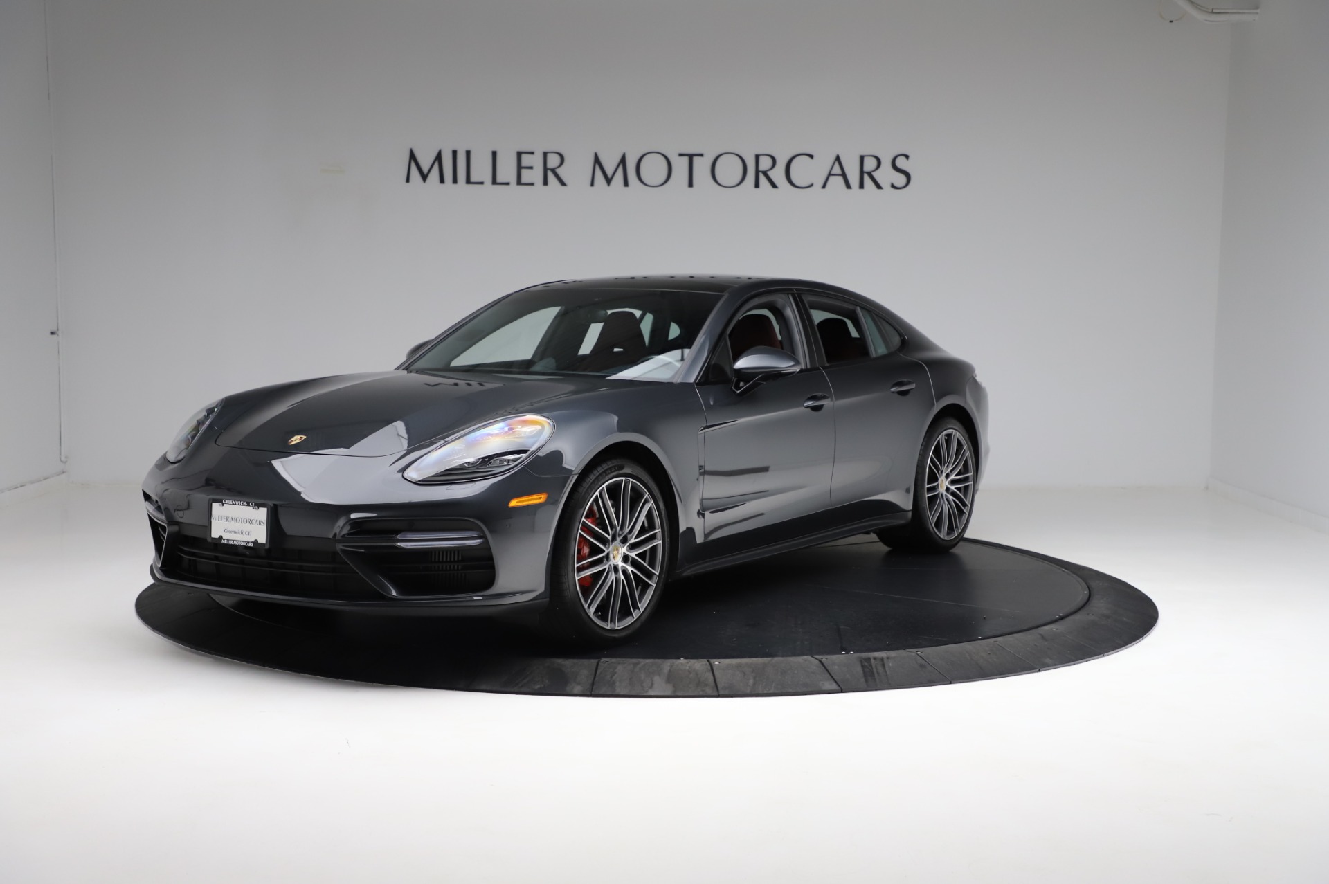 Used-2018-Porsche-Panamera-Turbo