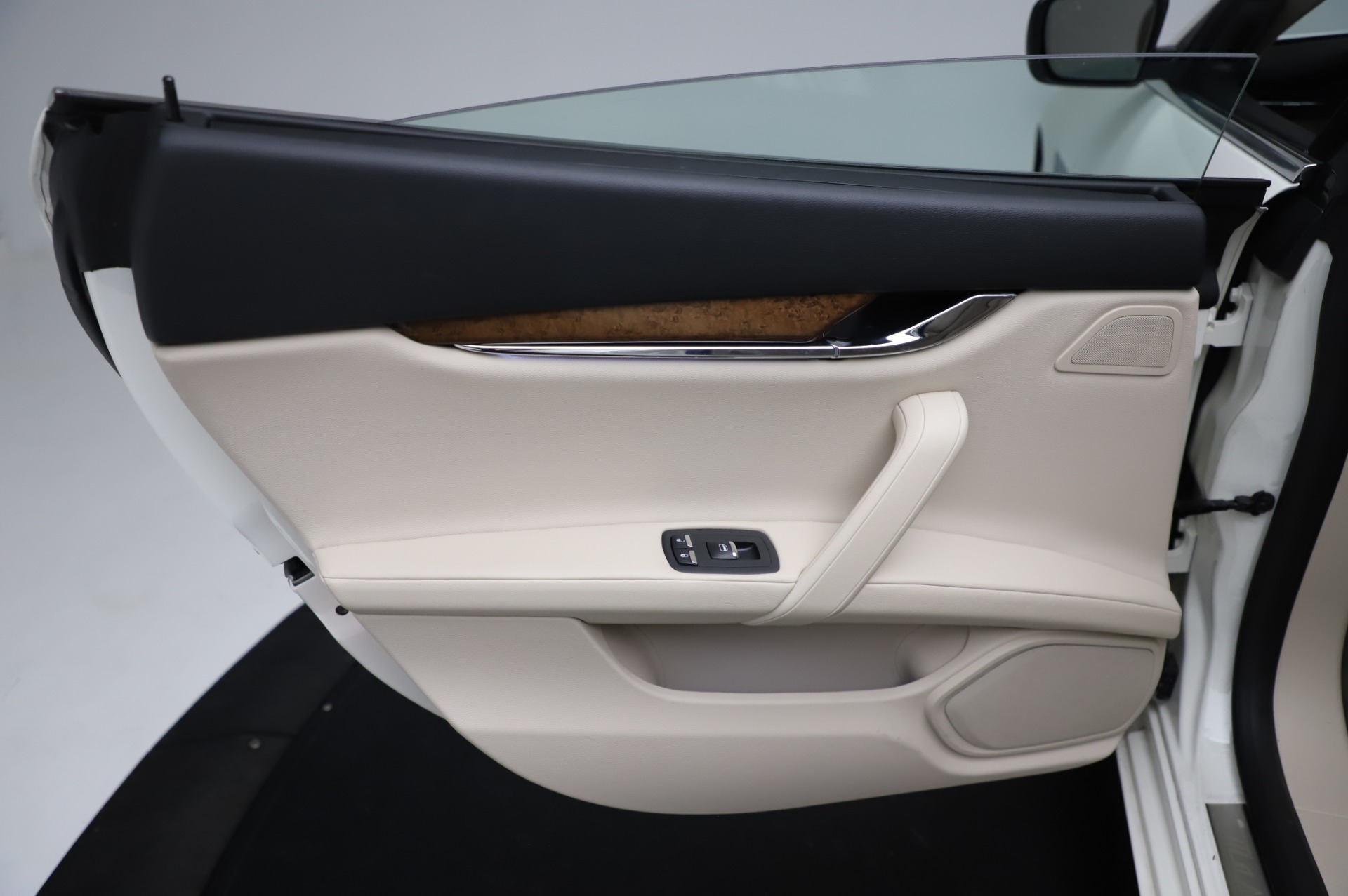 Used-2014-Maserati-Quattroporte-S-Q4